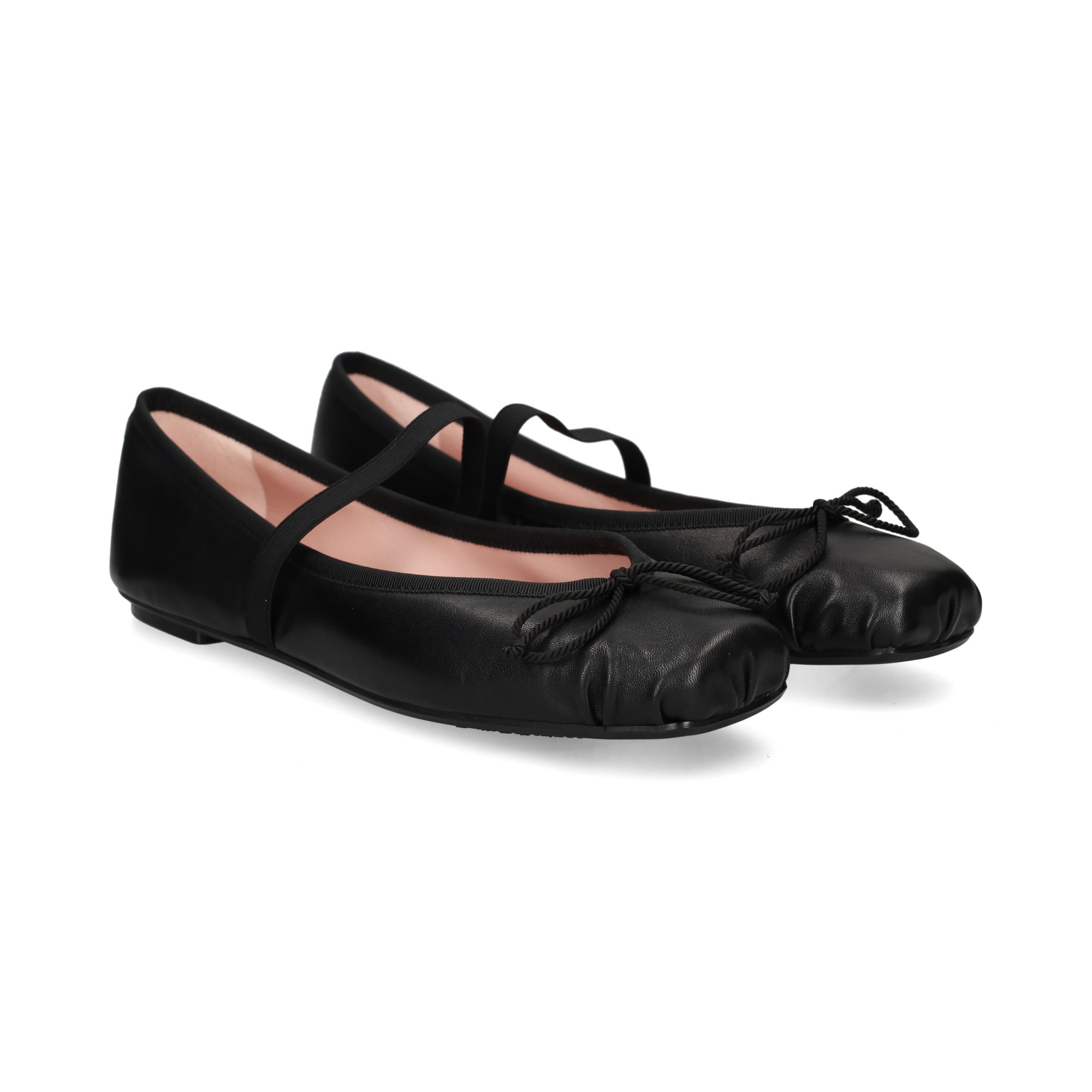 bailarina-tira-y-cordon-piel-negro