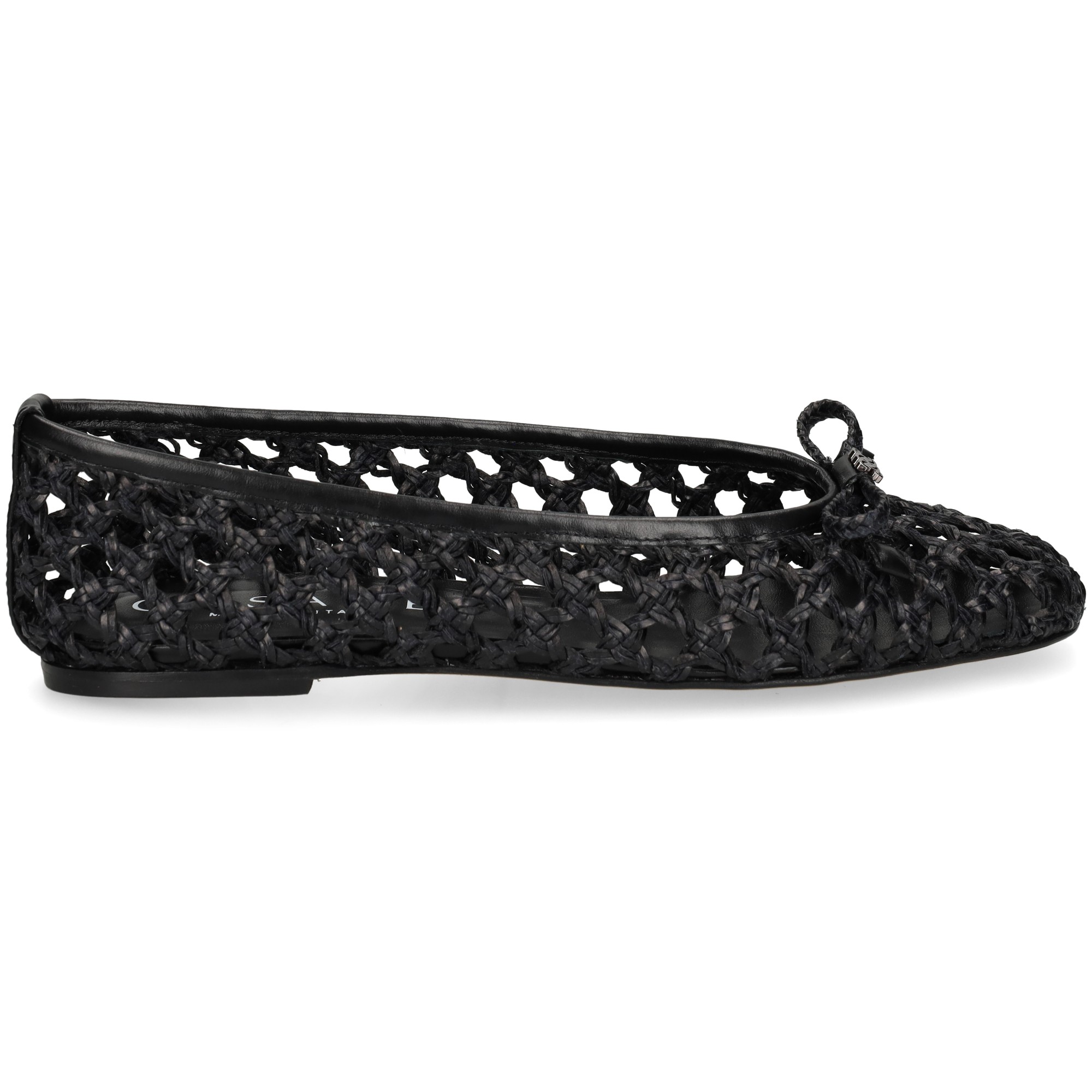 bailarina-trenzada-piel-negro