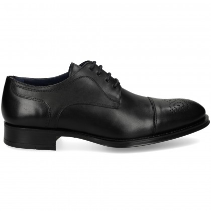 blucher-picado-negro