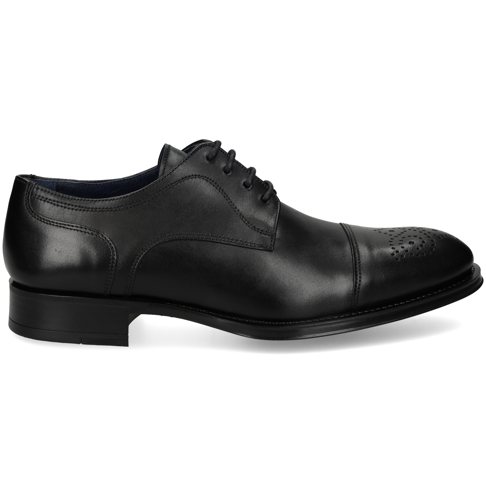 blucher-picado-negro