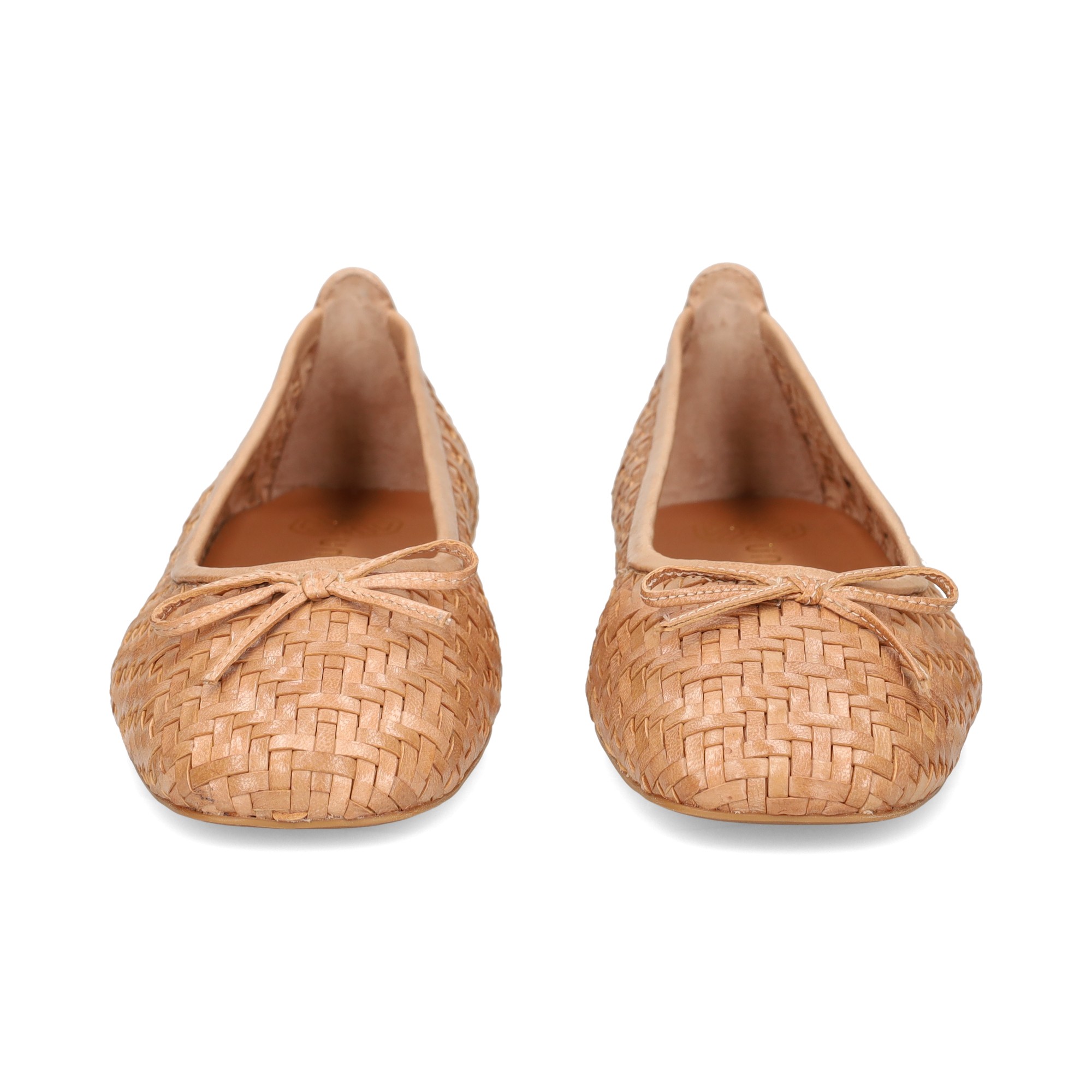 bailarina-piel-trenzada-cuero