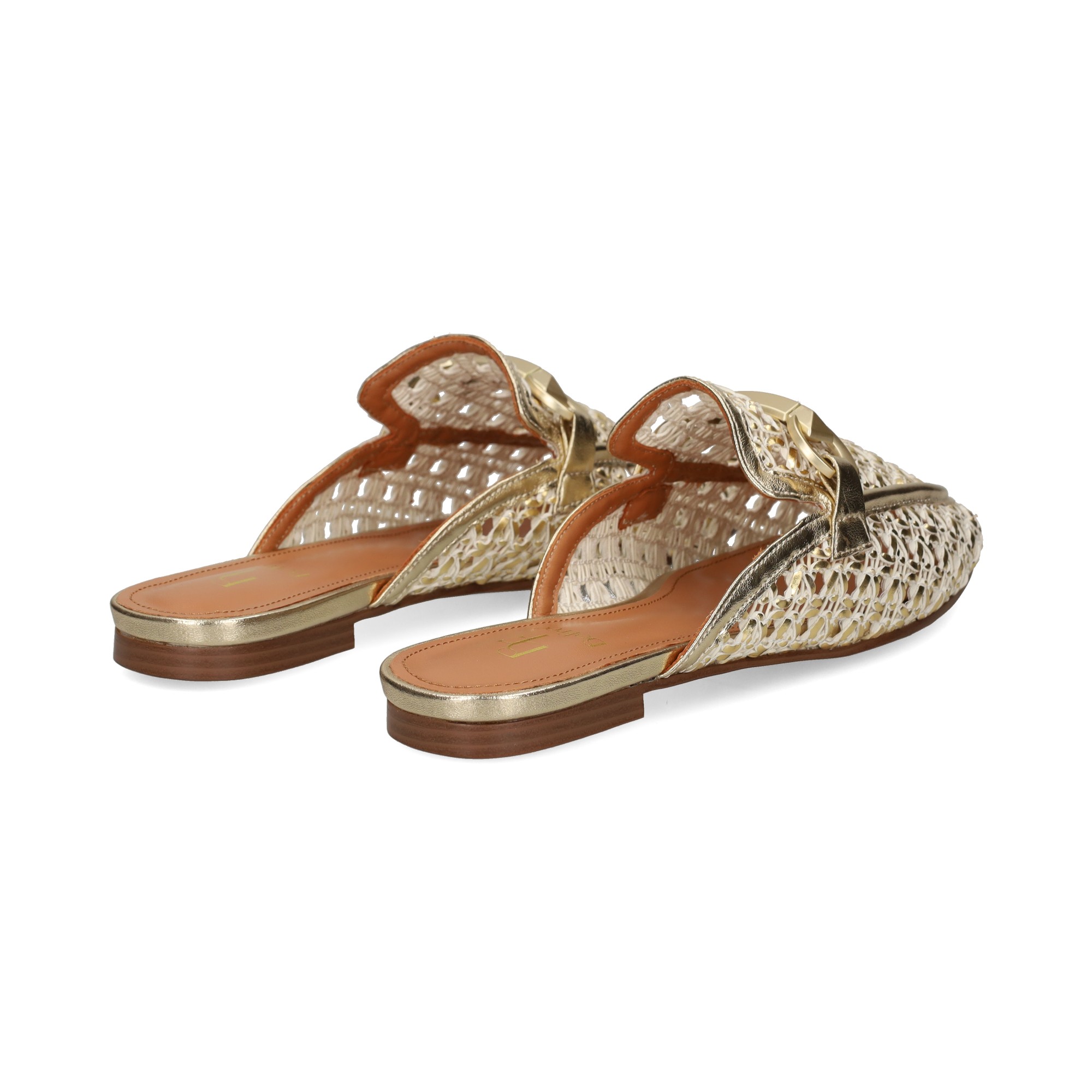mule-mocasin-trenzado-oro