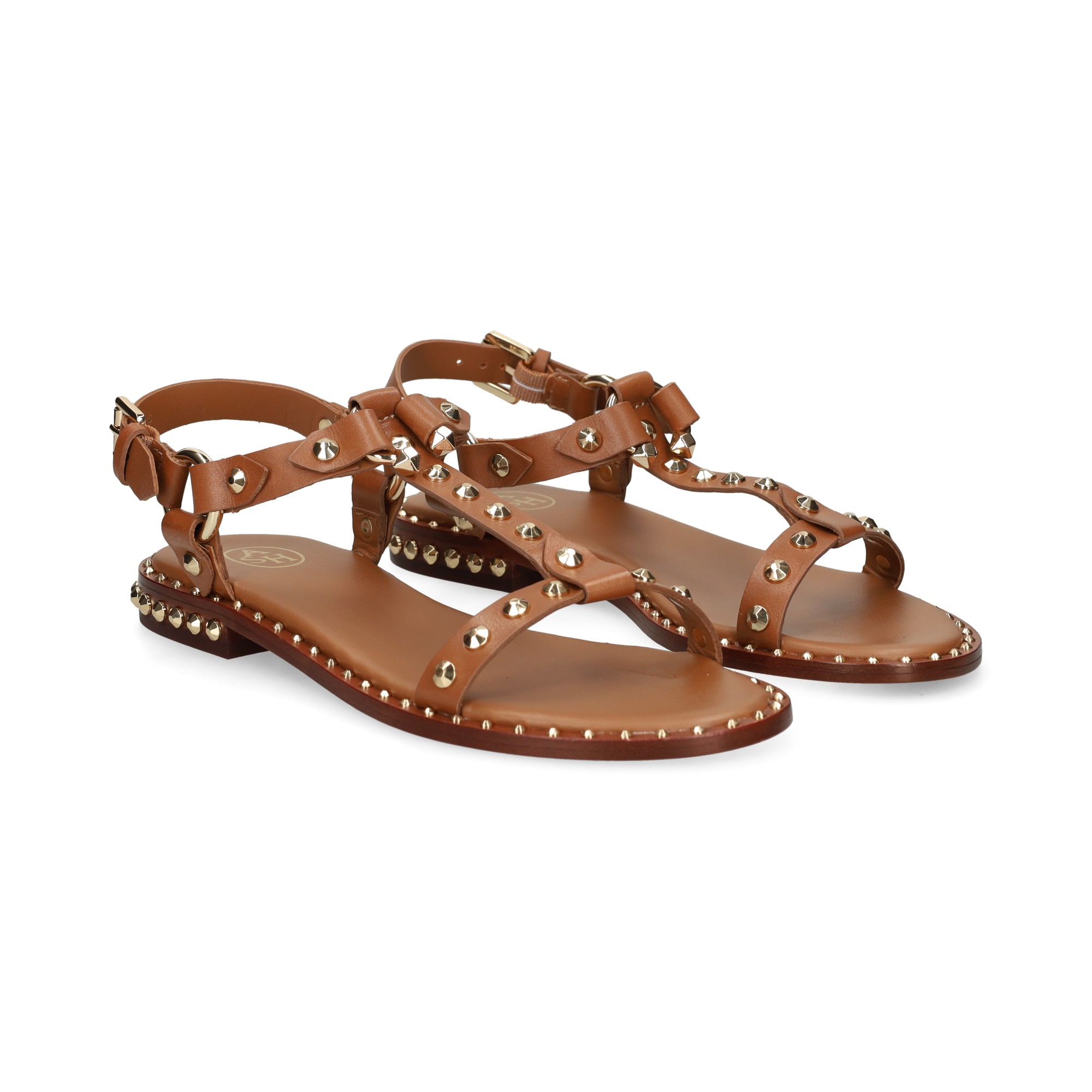 sandalia-bebe-tachas-orocuero