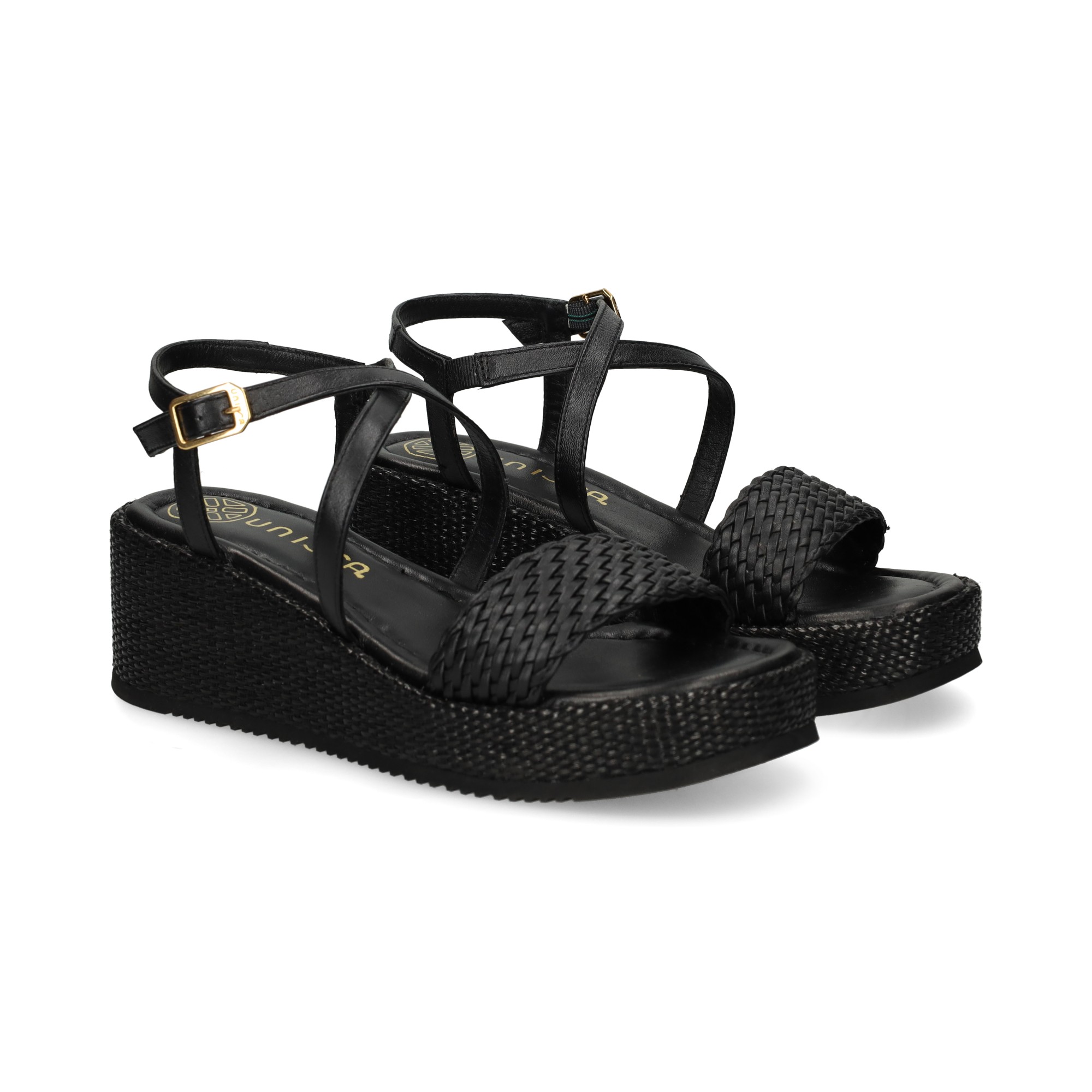 sandalia-cruzadapiel-trenzada-negro
