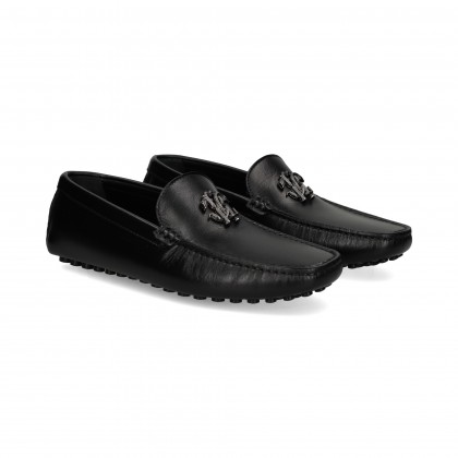 MOCASIN LOGO EMPEINE PIEL NEGRO