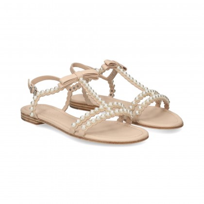 SANDALIA BEBE CON PERLAS PIEL CREMA
