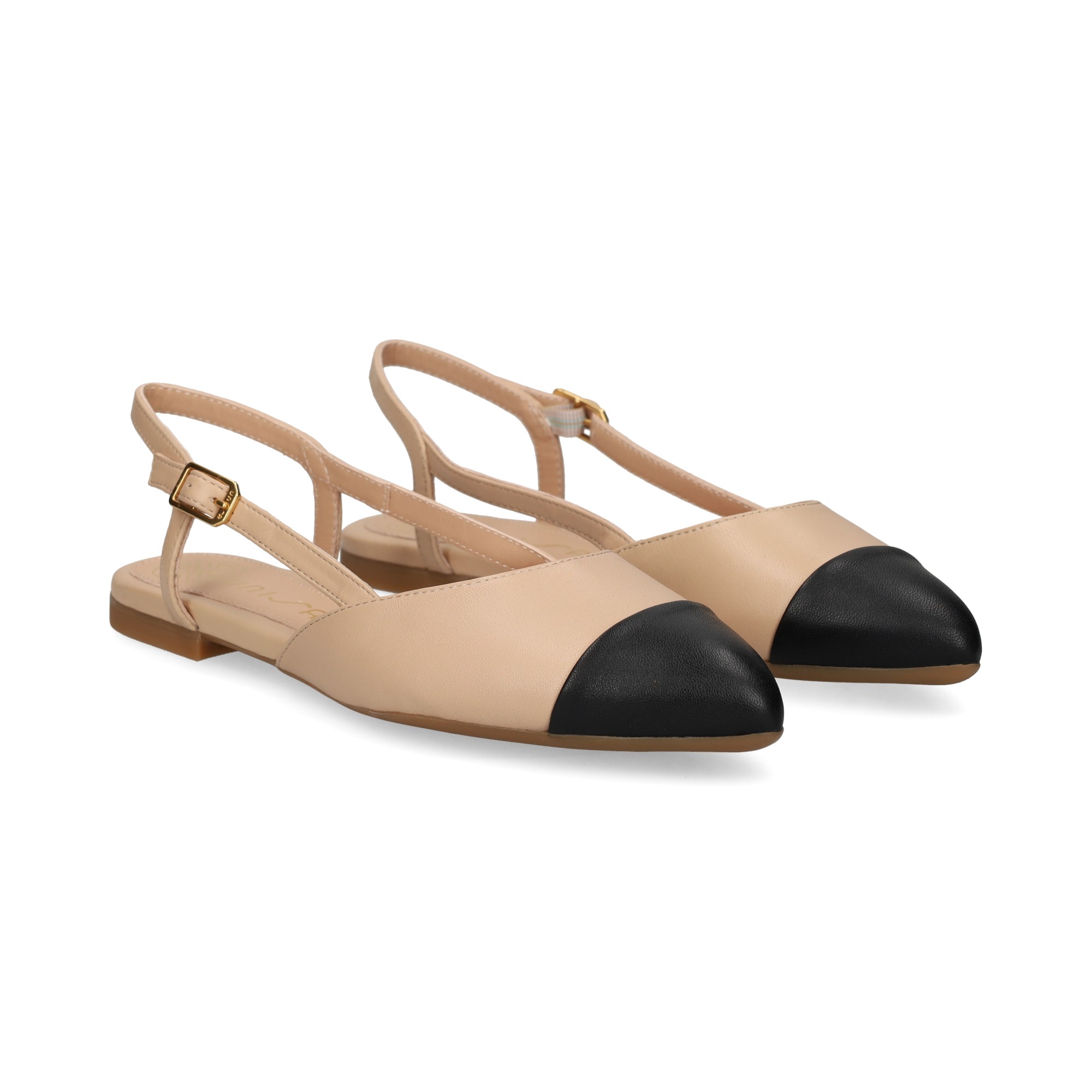punta-negro-s-talon-piel-beige