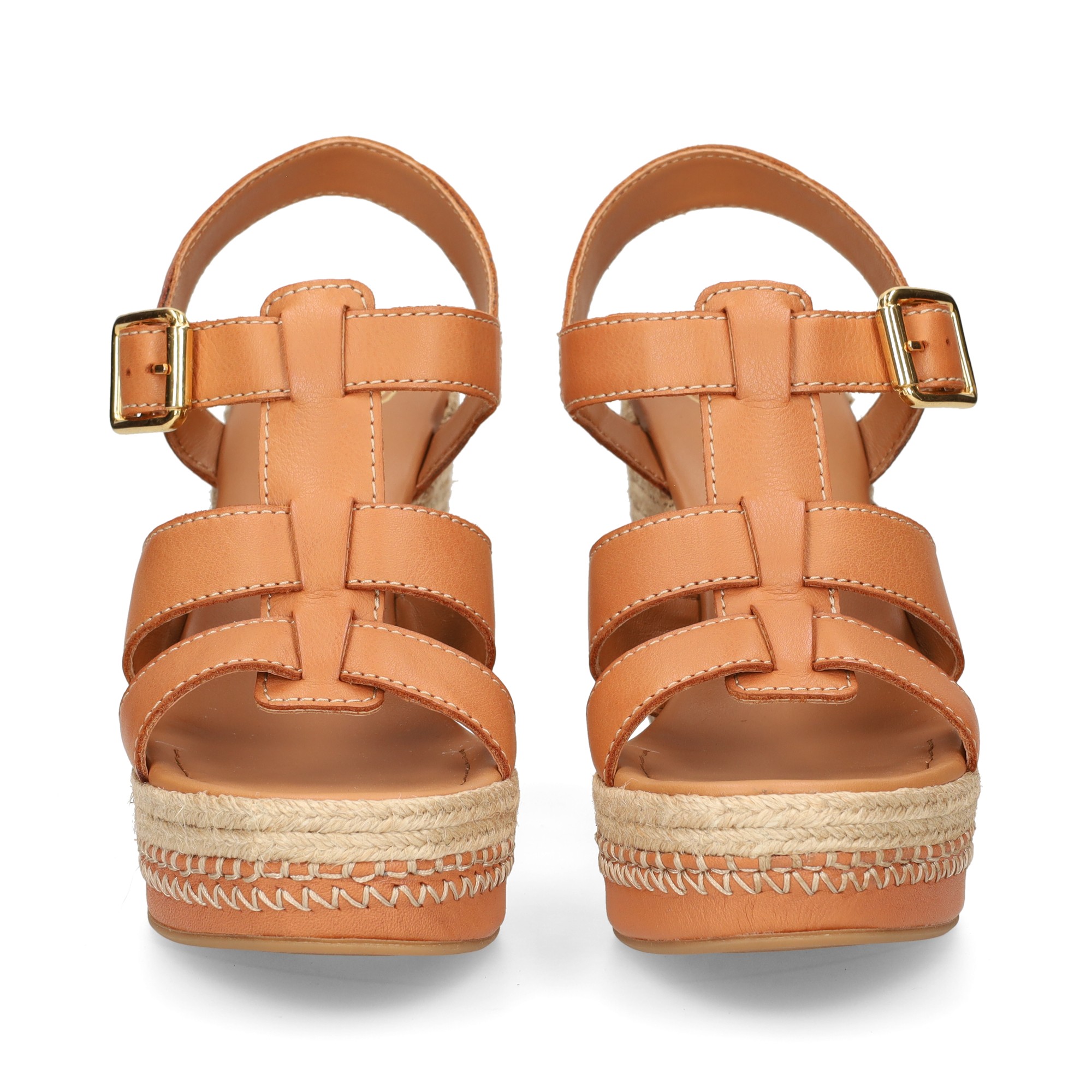 sandalia-plataforma-bebe-piel-cuero