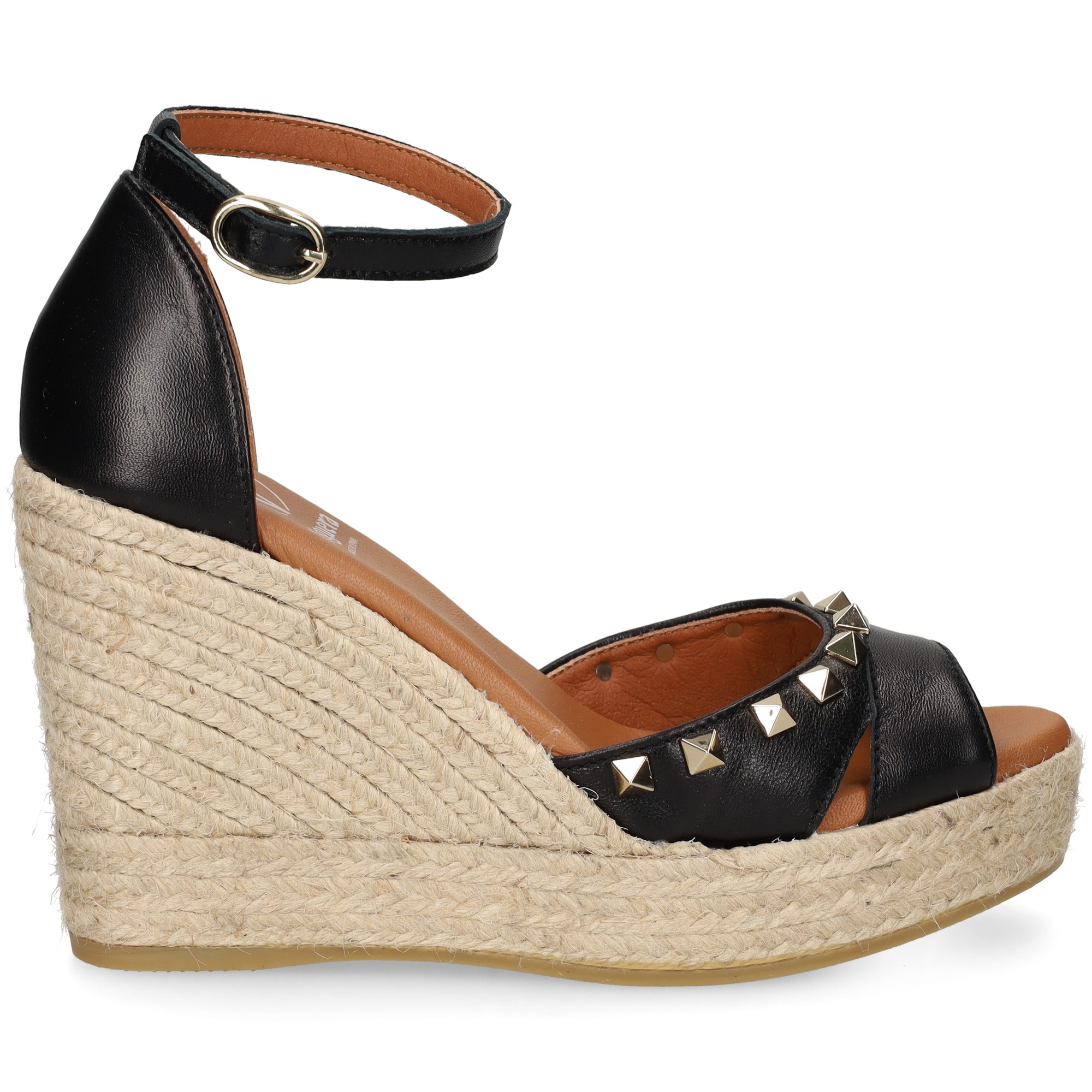 sandalia-tachas-piel-negro