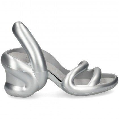 SANDALIA ACOLCHADA PLATA 045 Gris