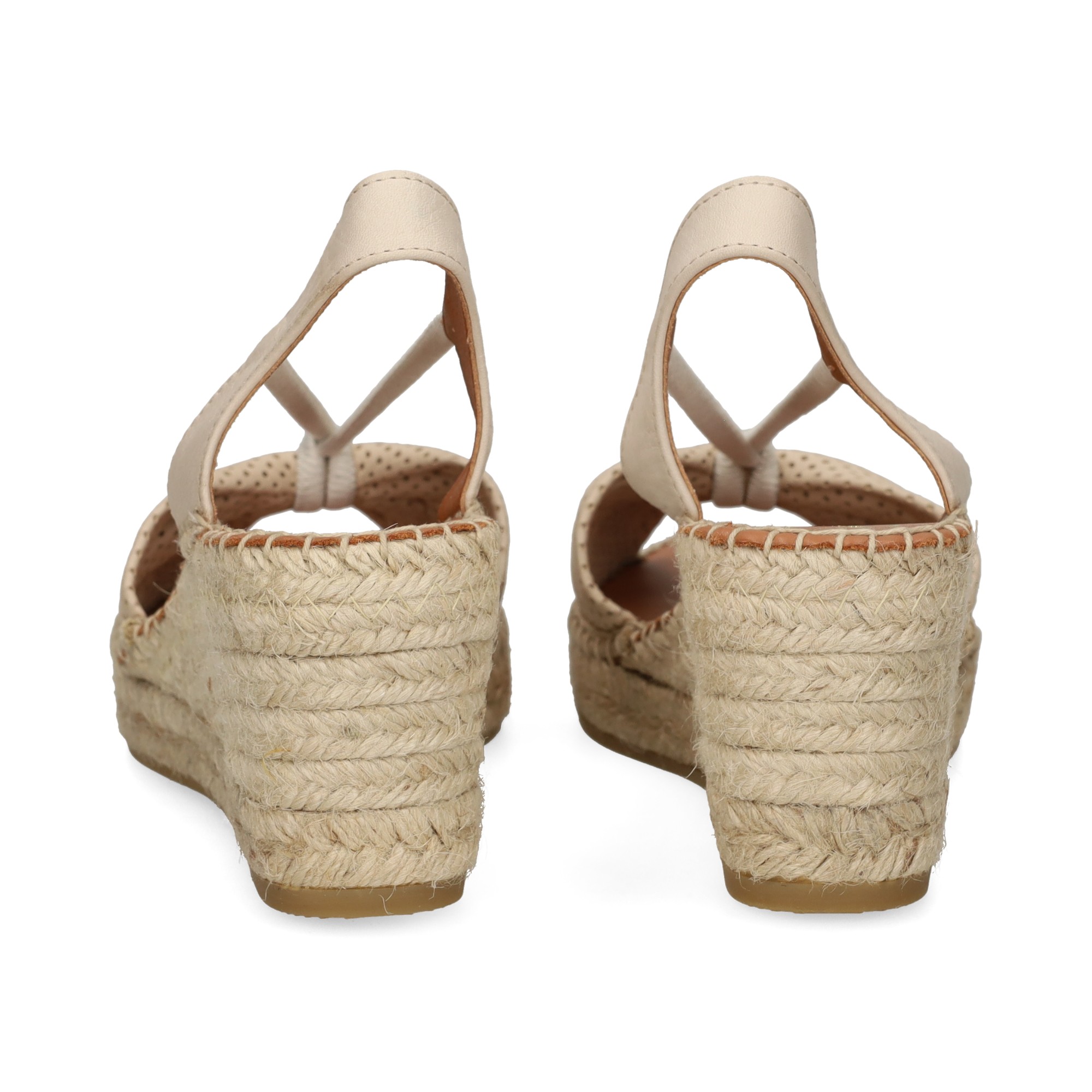sandalia-piel-perforada-beige