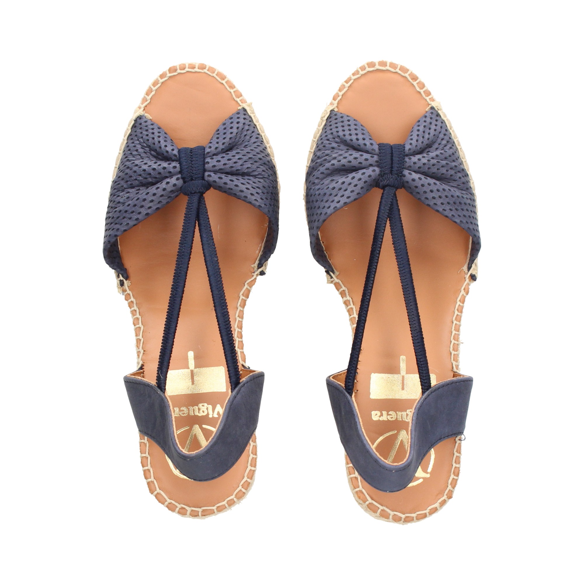 sandalia-piel-perforada-azul