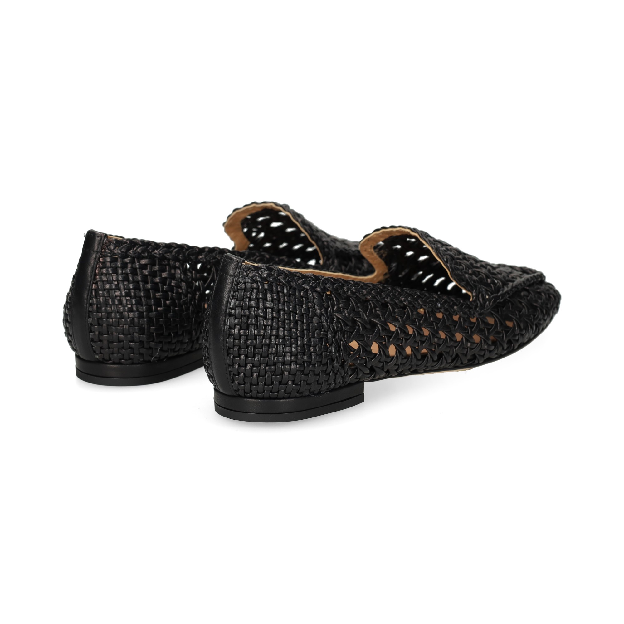 copete-trenzado-piel-negro
