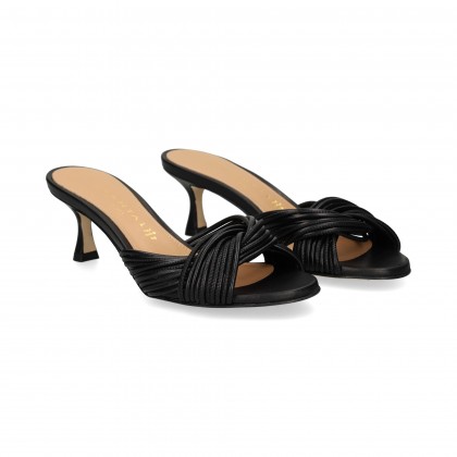 PALA TIRITAS PIEL NEGRO