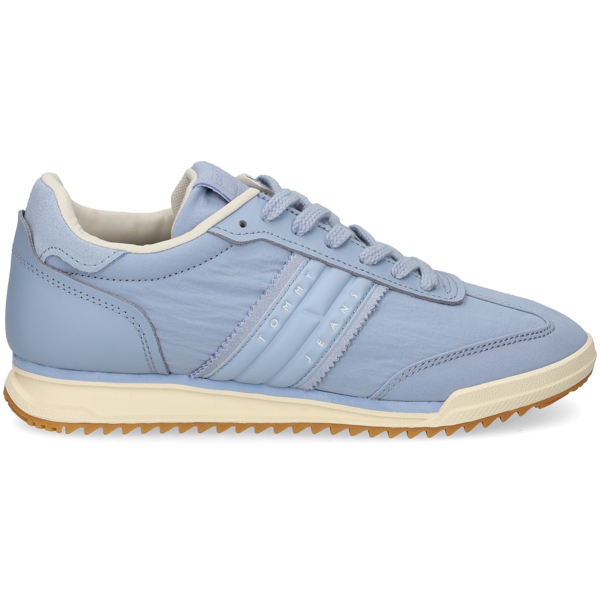 deportivo-nylon-cielo