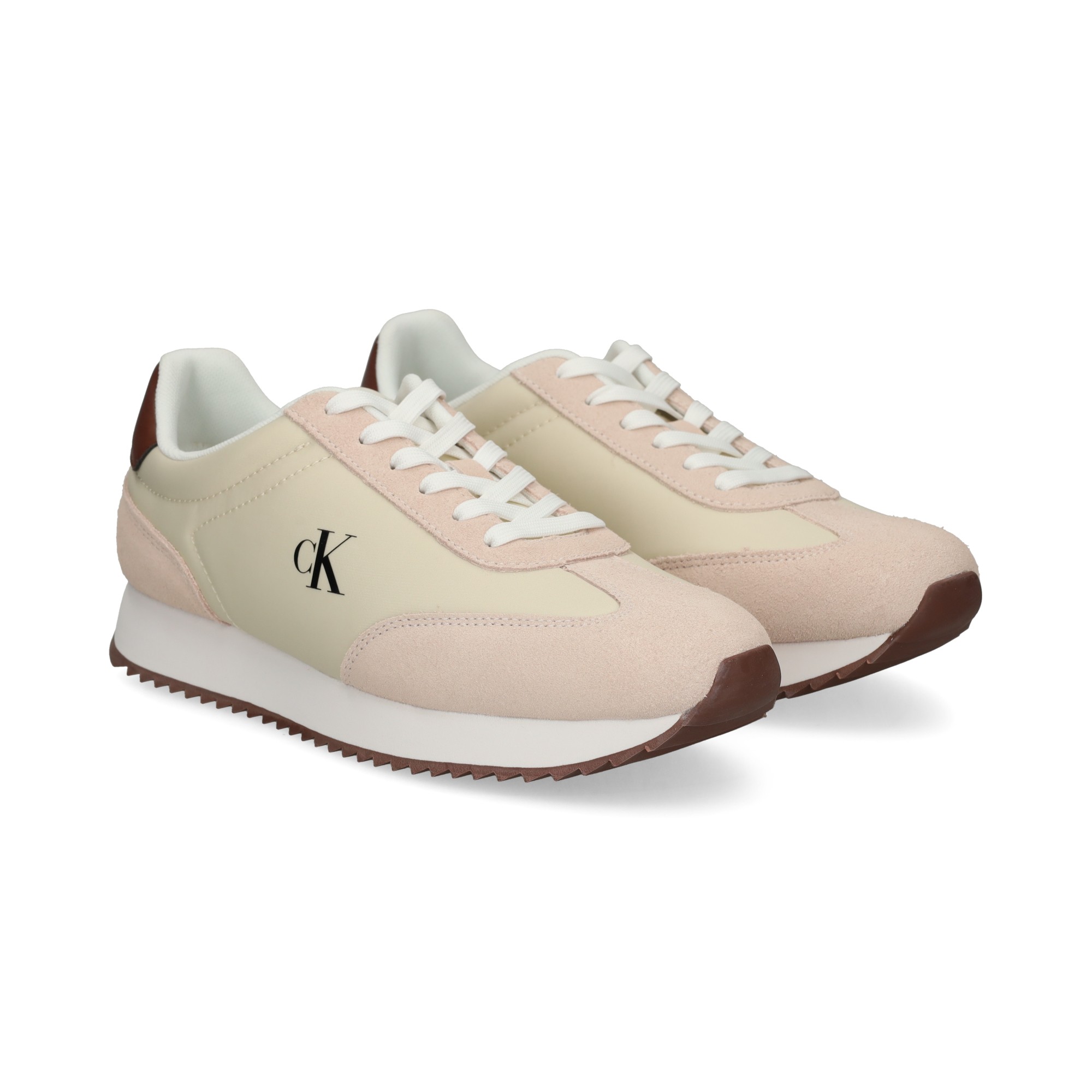 deportivo-ante-rosa-piel-beige