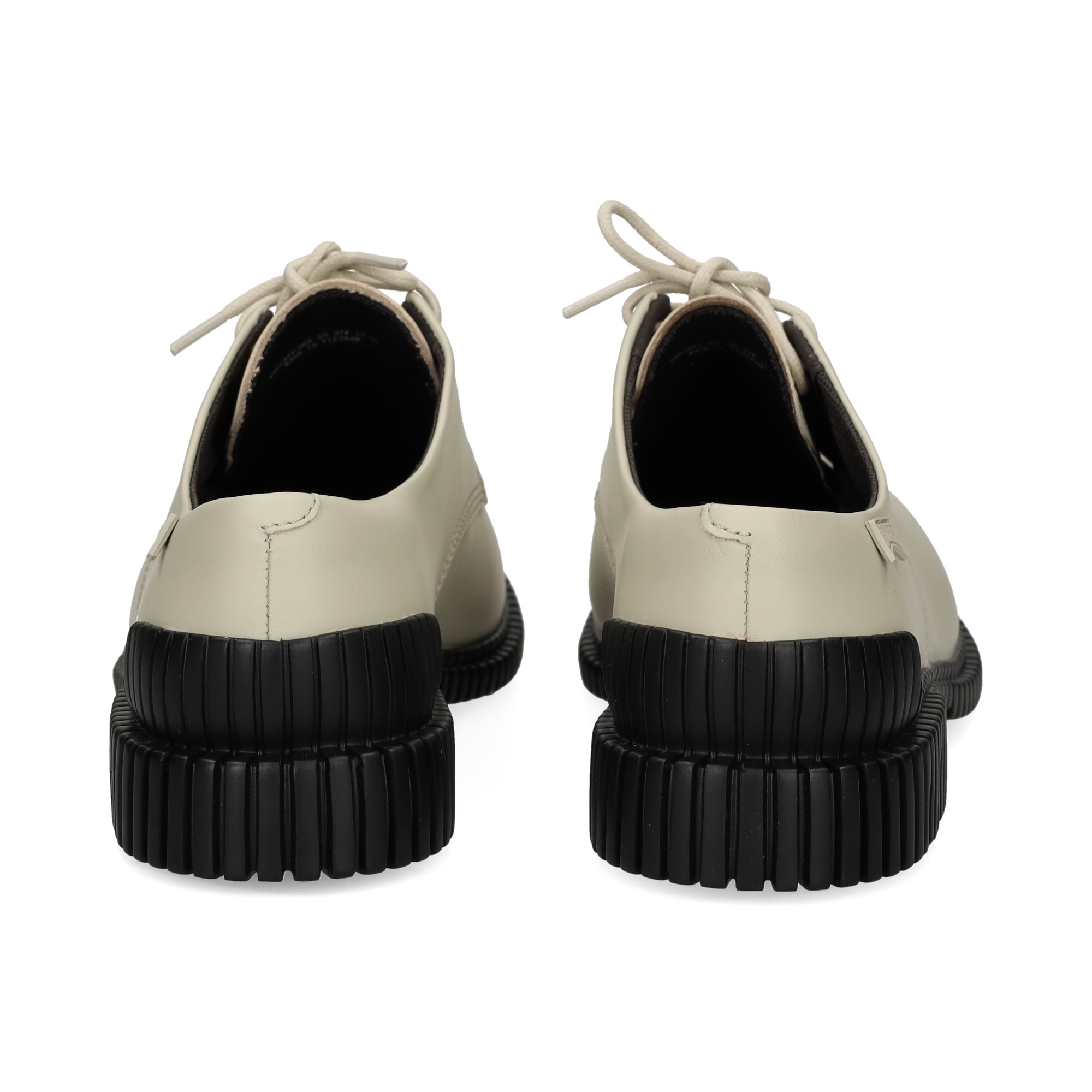blucher-piel-gris-claro