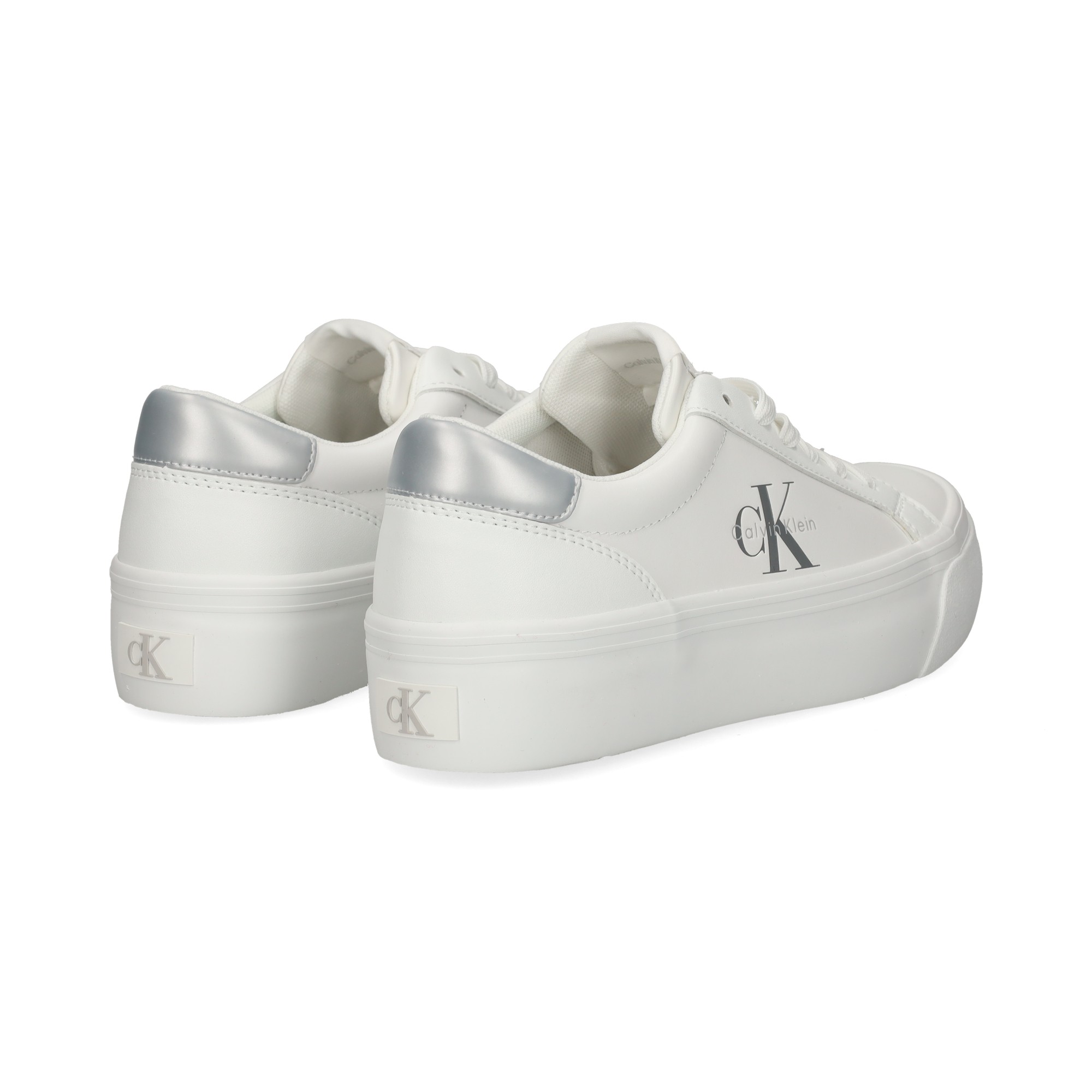 talon-plata-deportivo-piel-blanco