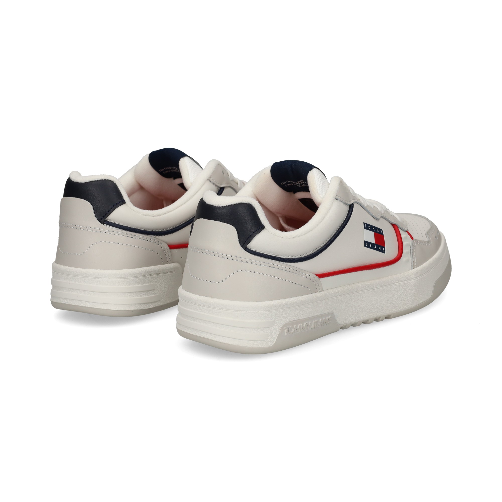 vivos-colores-deportivo-piel-blanco