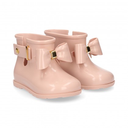 PINK WATER BOOT
