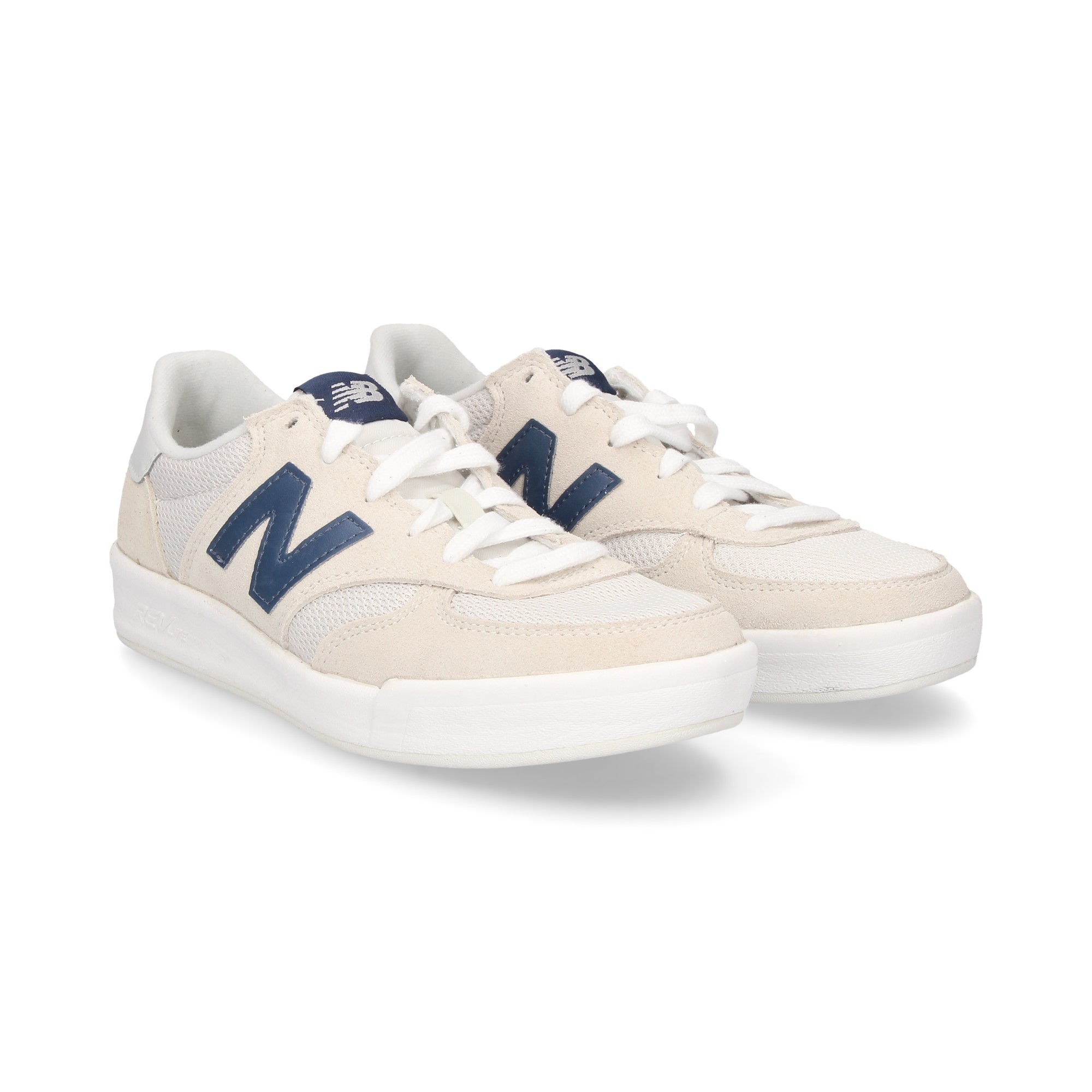 new balance beige y azul