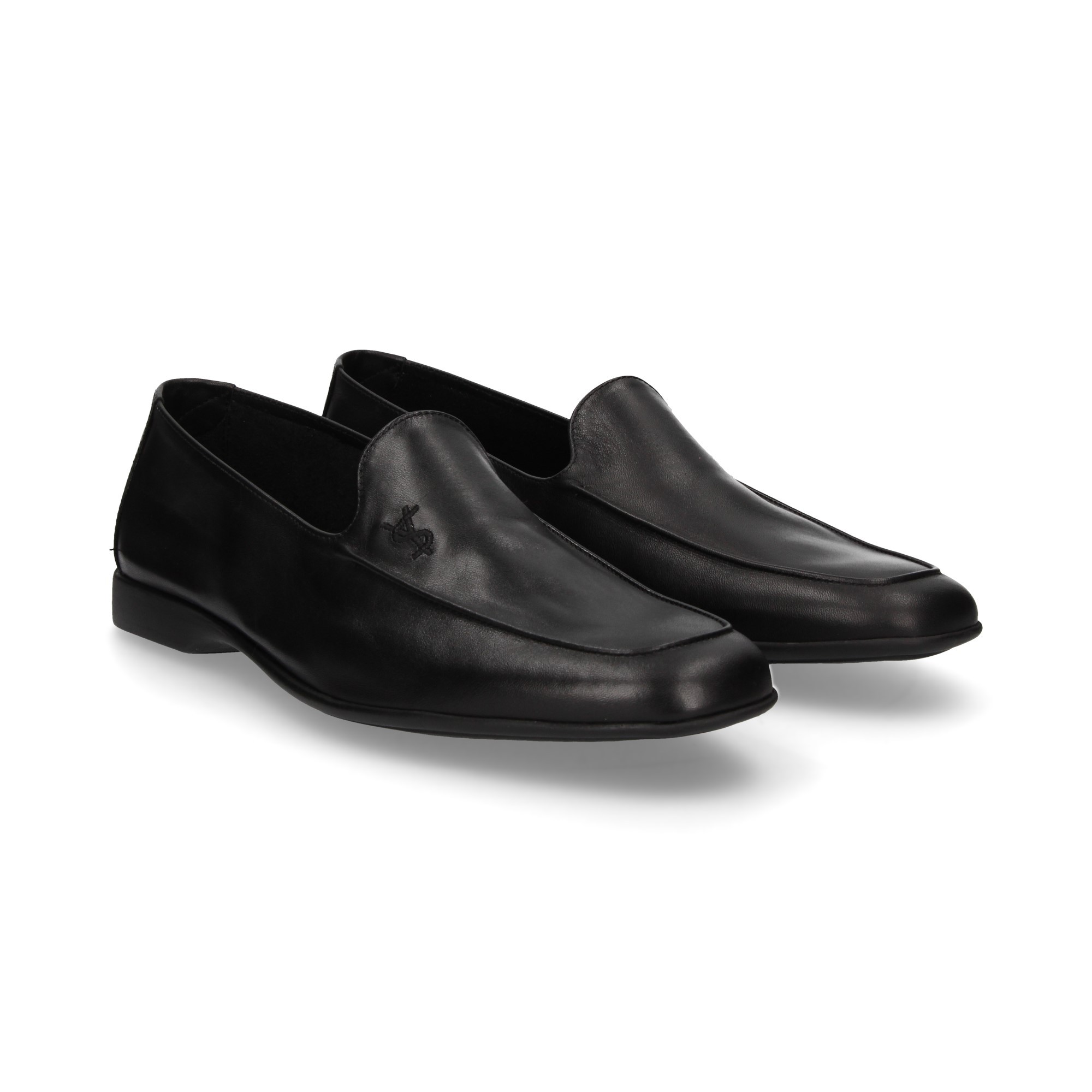 mocasin-inicial-negro