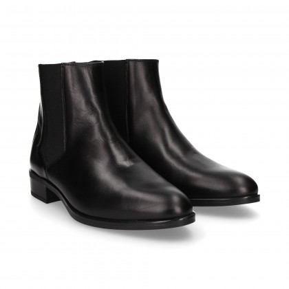 ELASTIC BOOTS BLACK LEATHER SIDES