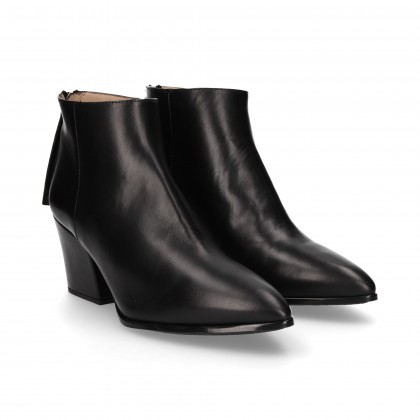 HEEL BOOT WITH BLACK LEATHER TOE