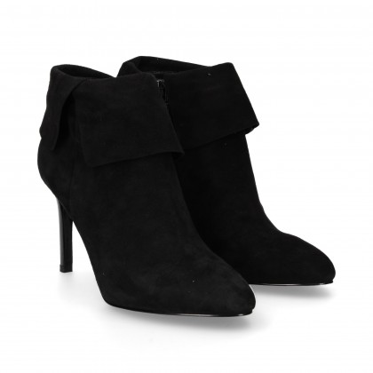 ZIPPERED BOOT WITH BLACK SUEDE BINDING