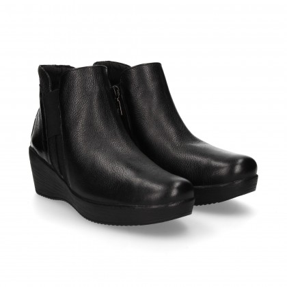 ELASTISCHER LACKLEDER/LEDER KEILSTIEFEL SCHWARZ