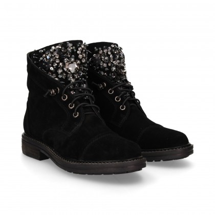 BOOTIE STONE BOOT BLACK SUEDE TONGUE