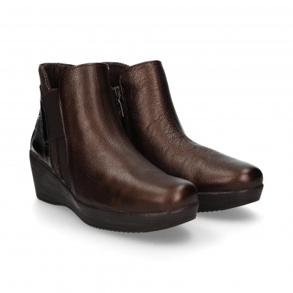 ELASTIC PATENT LEATHER/BROWN LEATHER WEDGE BOOT