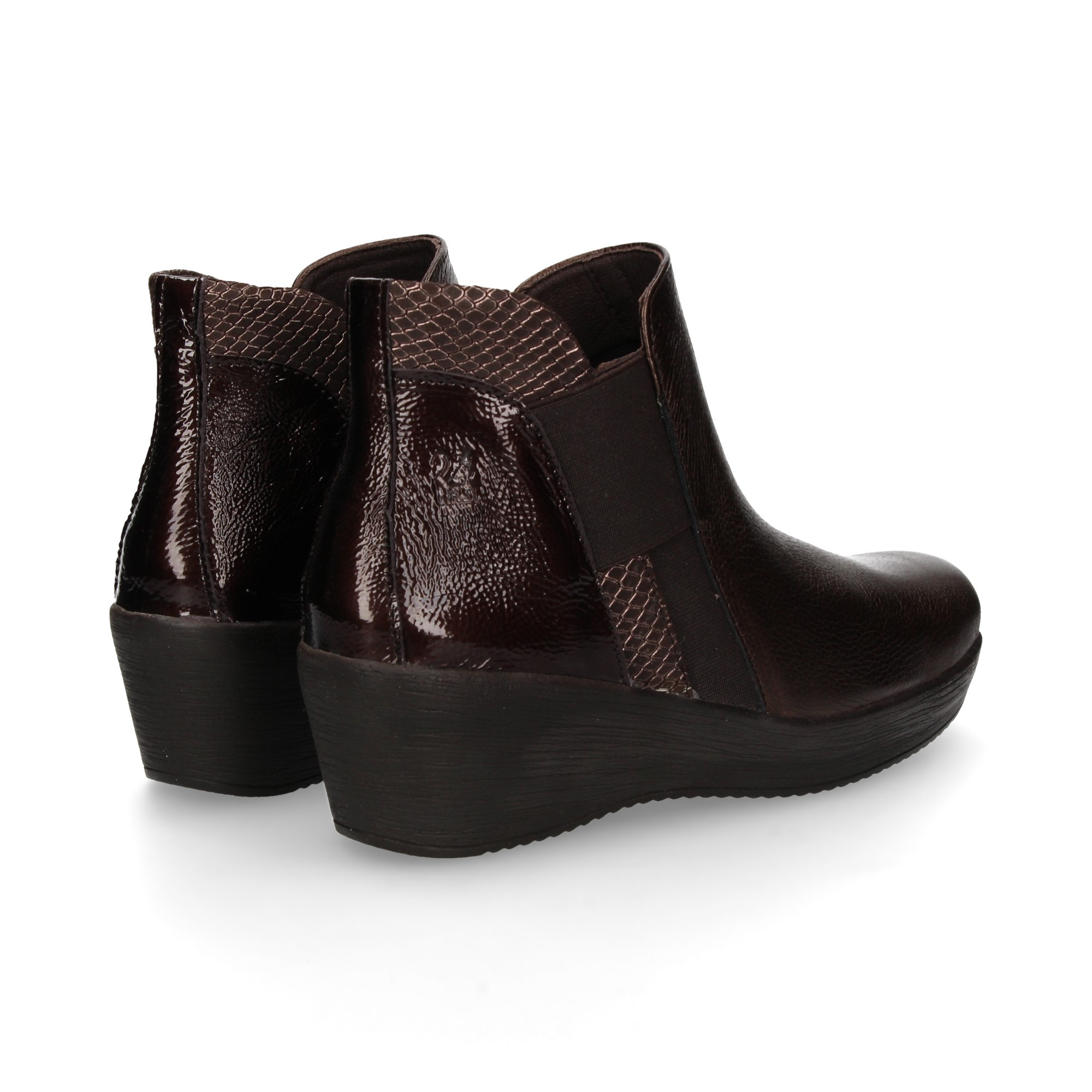 botin-cuna-elastico-charol-piel-marron