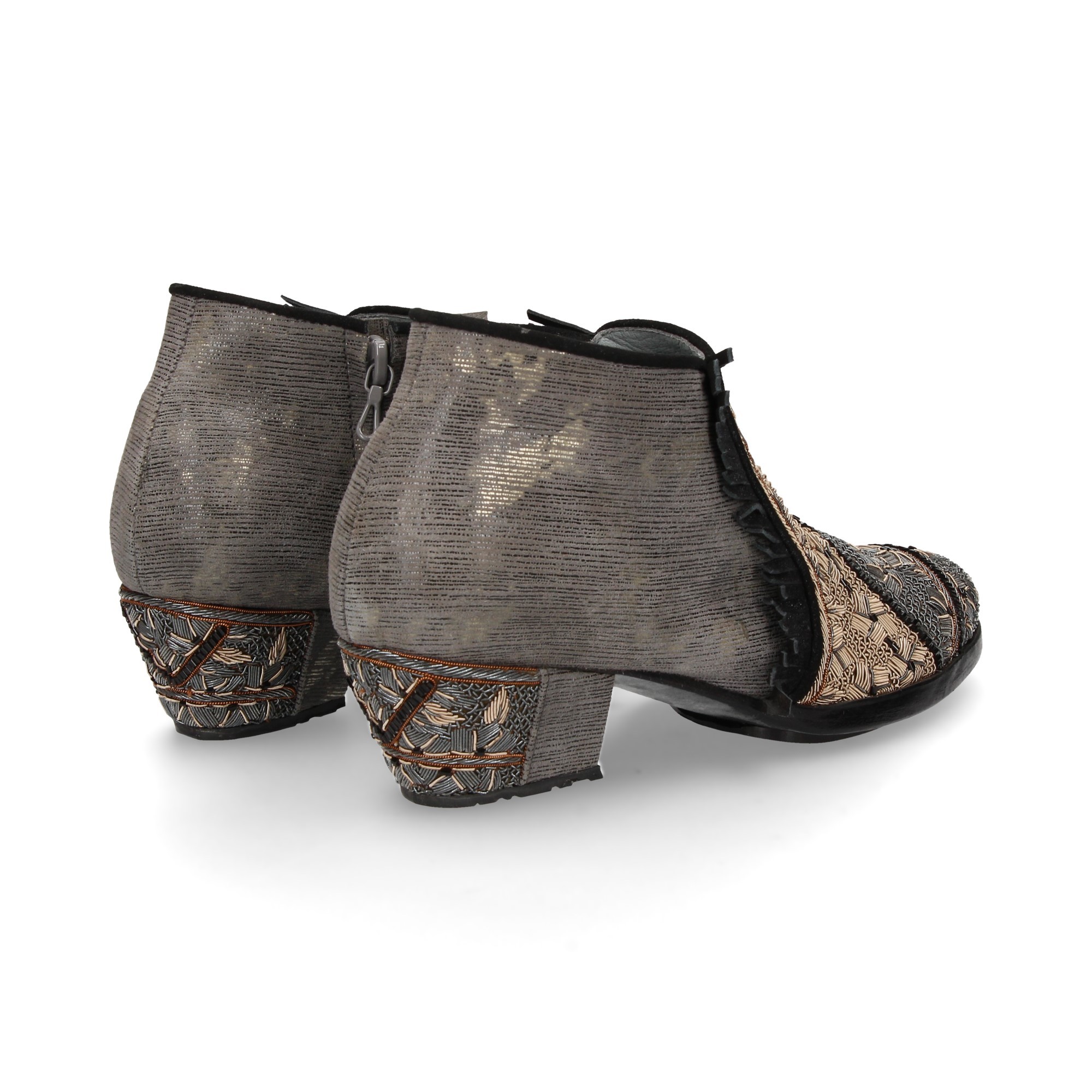 botin-cuentas-punta-ante-manchado-gris