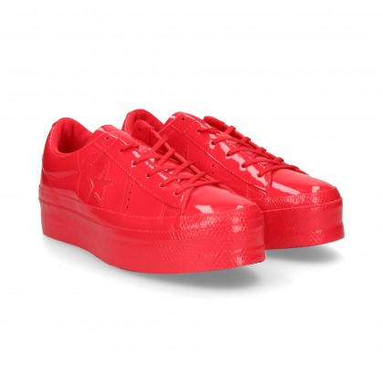 SPORTY RED PATENT LEATHER PLATFORM