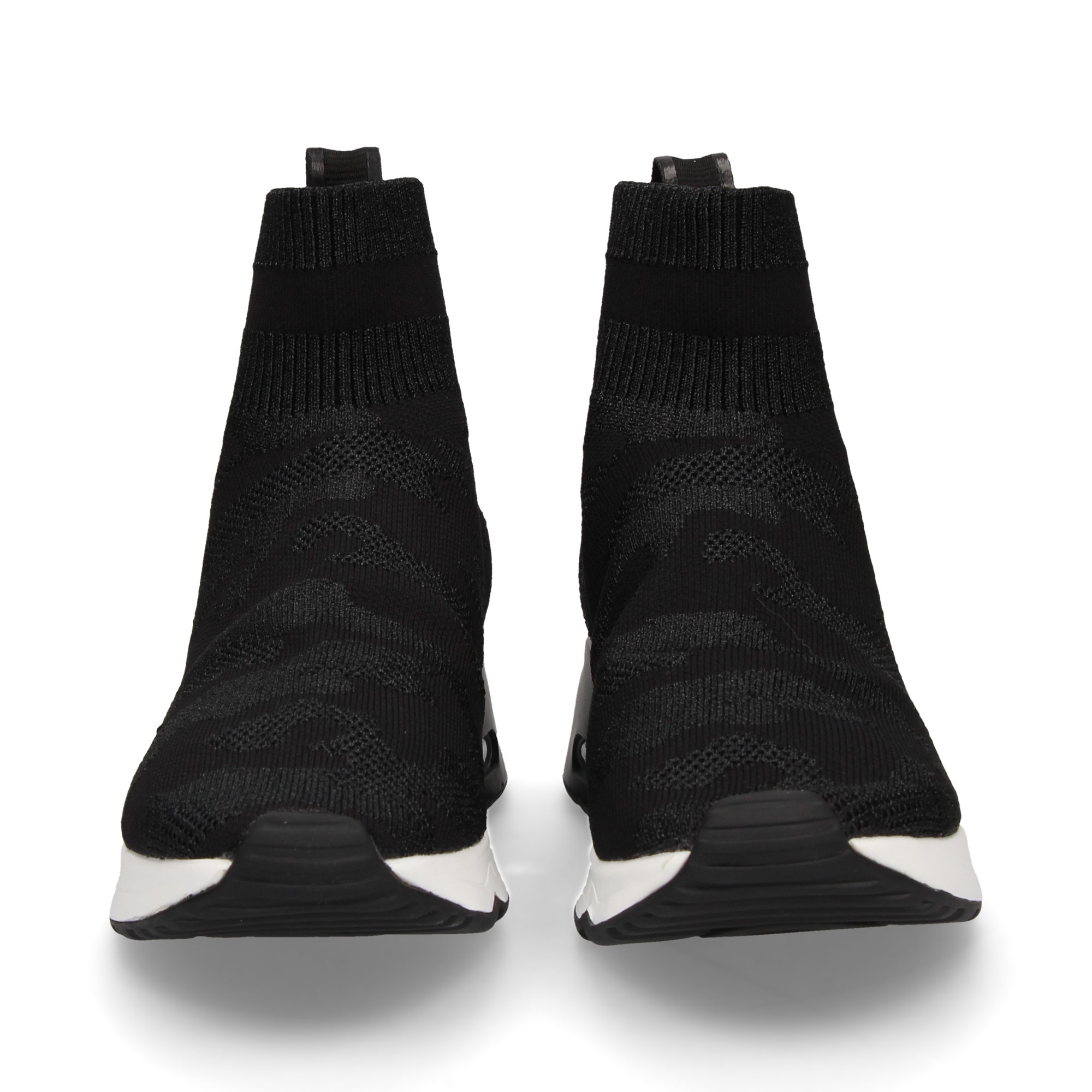 botin-deportivo-calcetin-camuflaje-negro