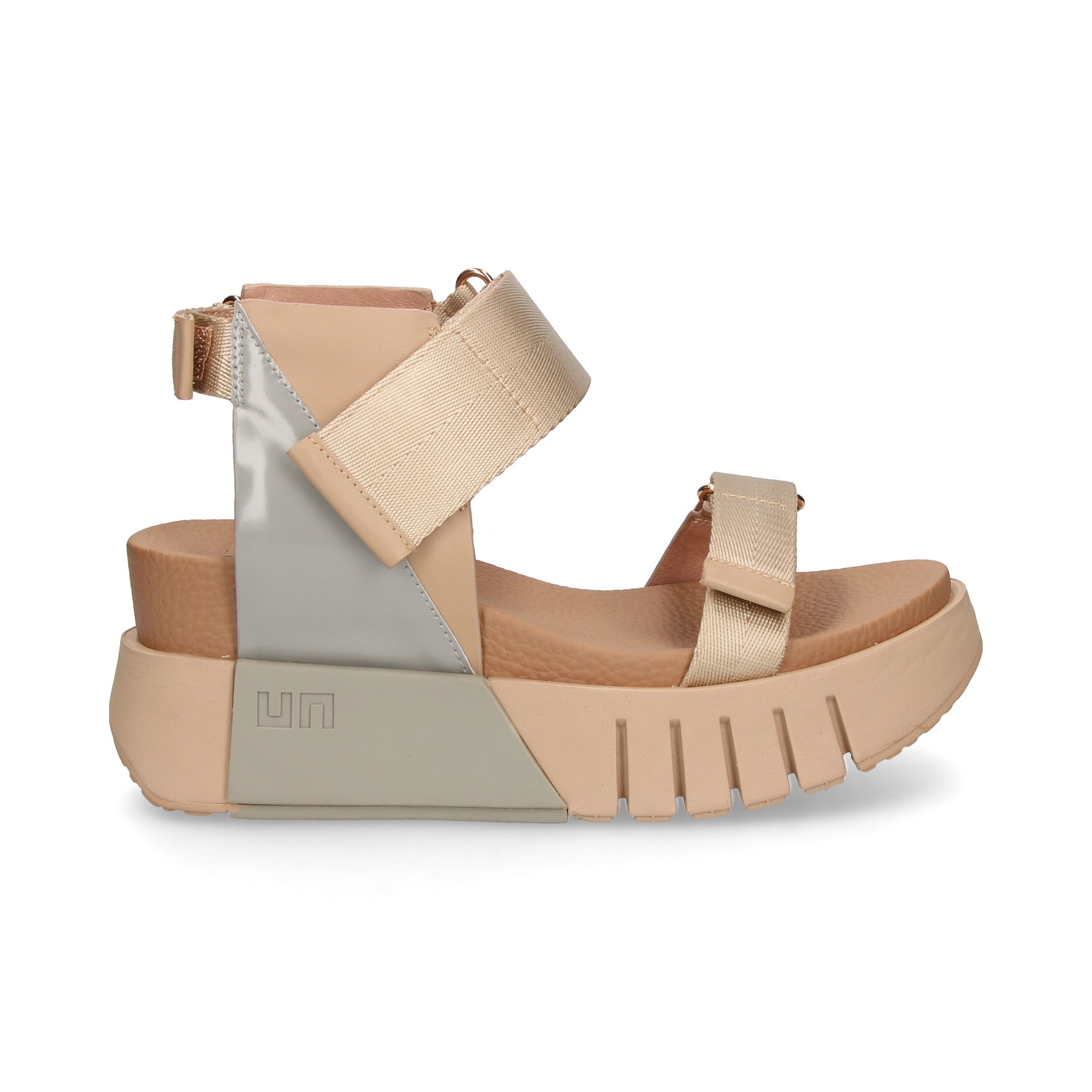 sandalia-velcro-camel