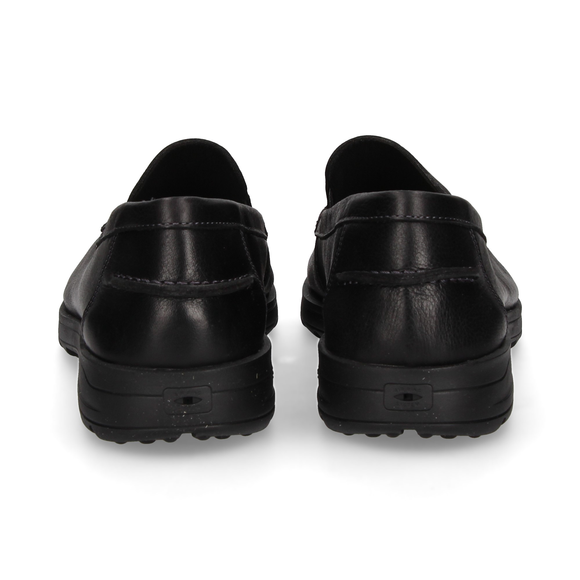 black-leather-moccasin