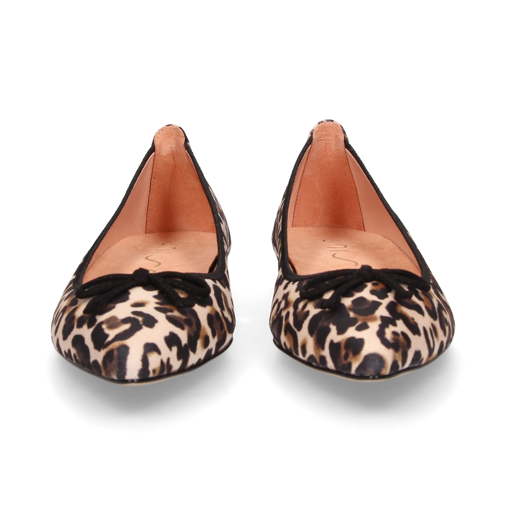 ballerina-tip-bow-nobuck-leopard