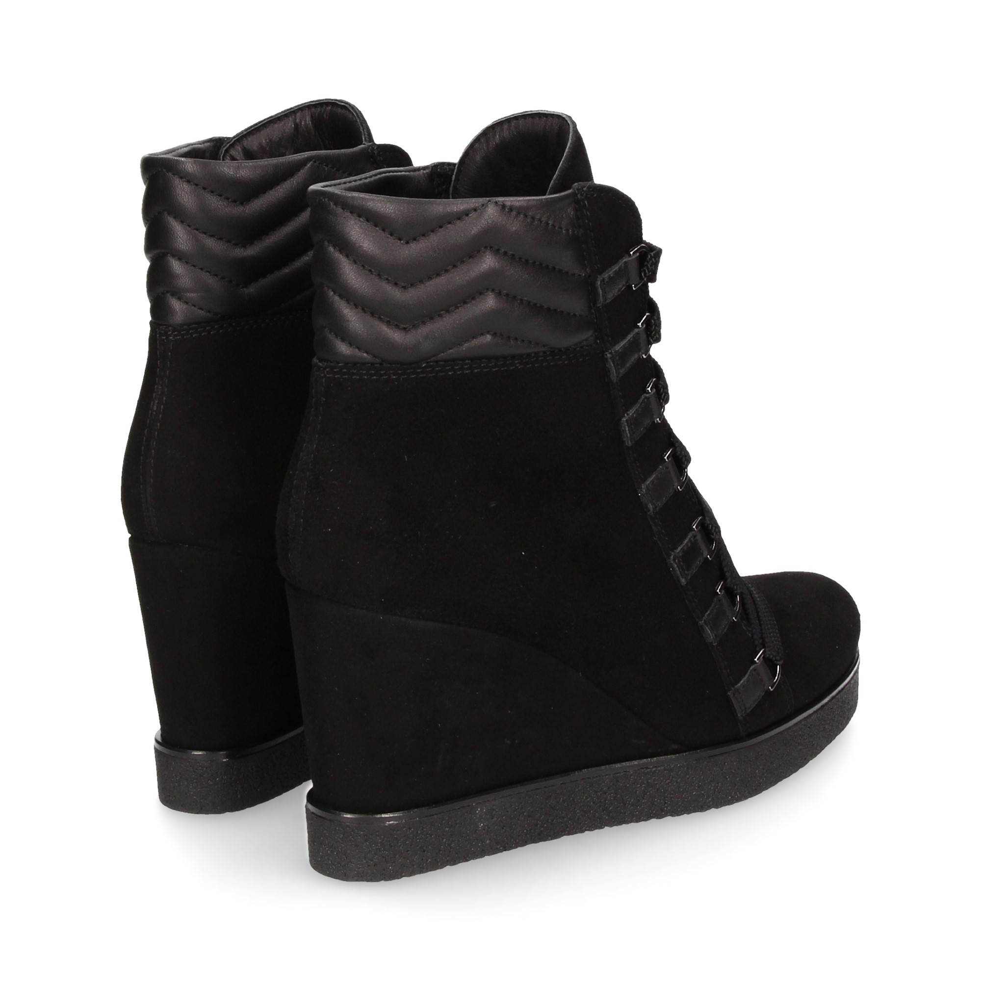 botin-refuerzo-cuna-acordonado-ante-blac