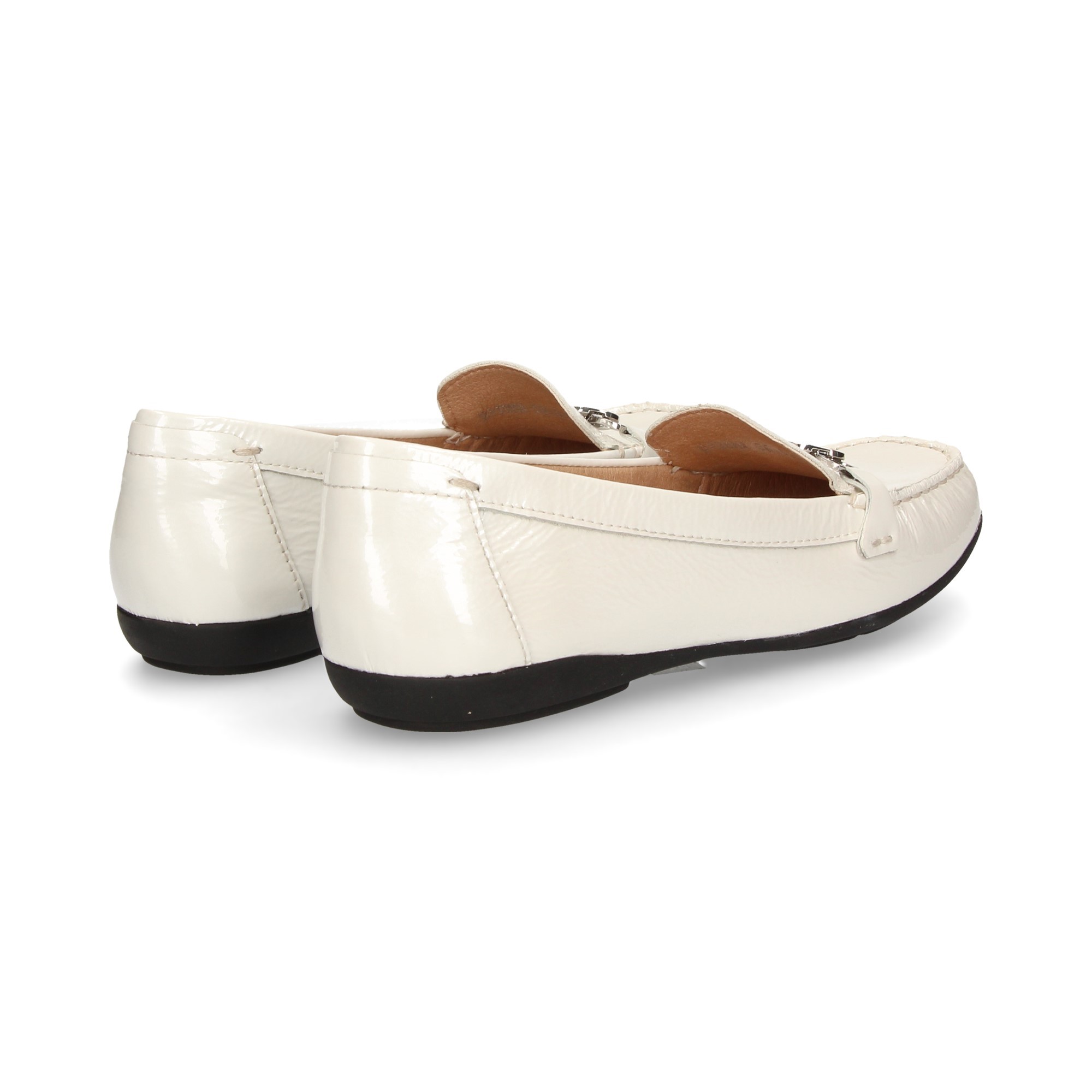 moccasin-white-patent-leather-link