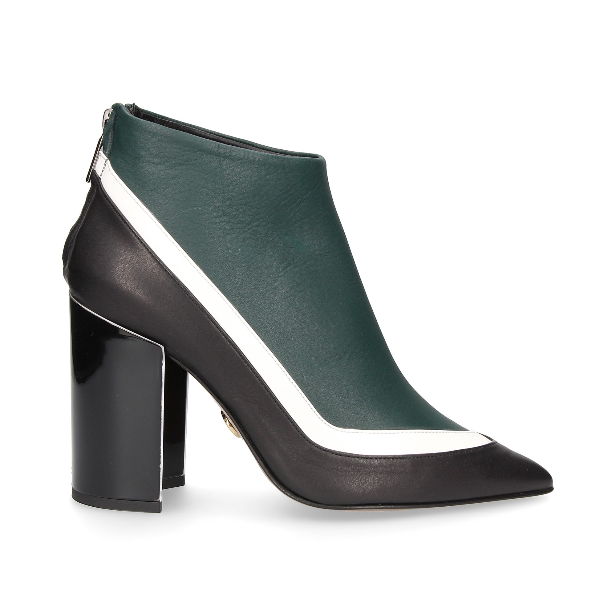 botin-linea-blanca-piel-verde