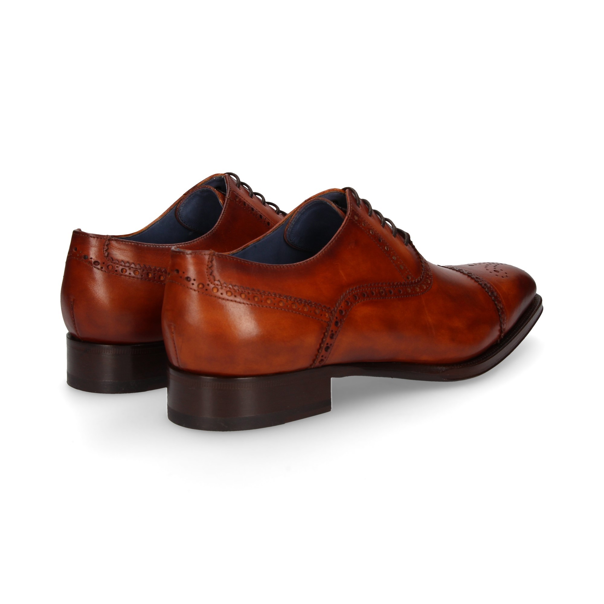 blucher-picado-piel-cuero