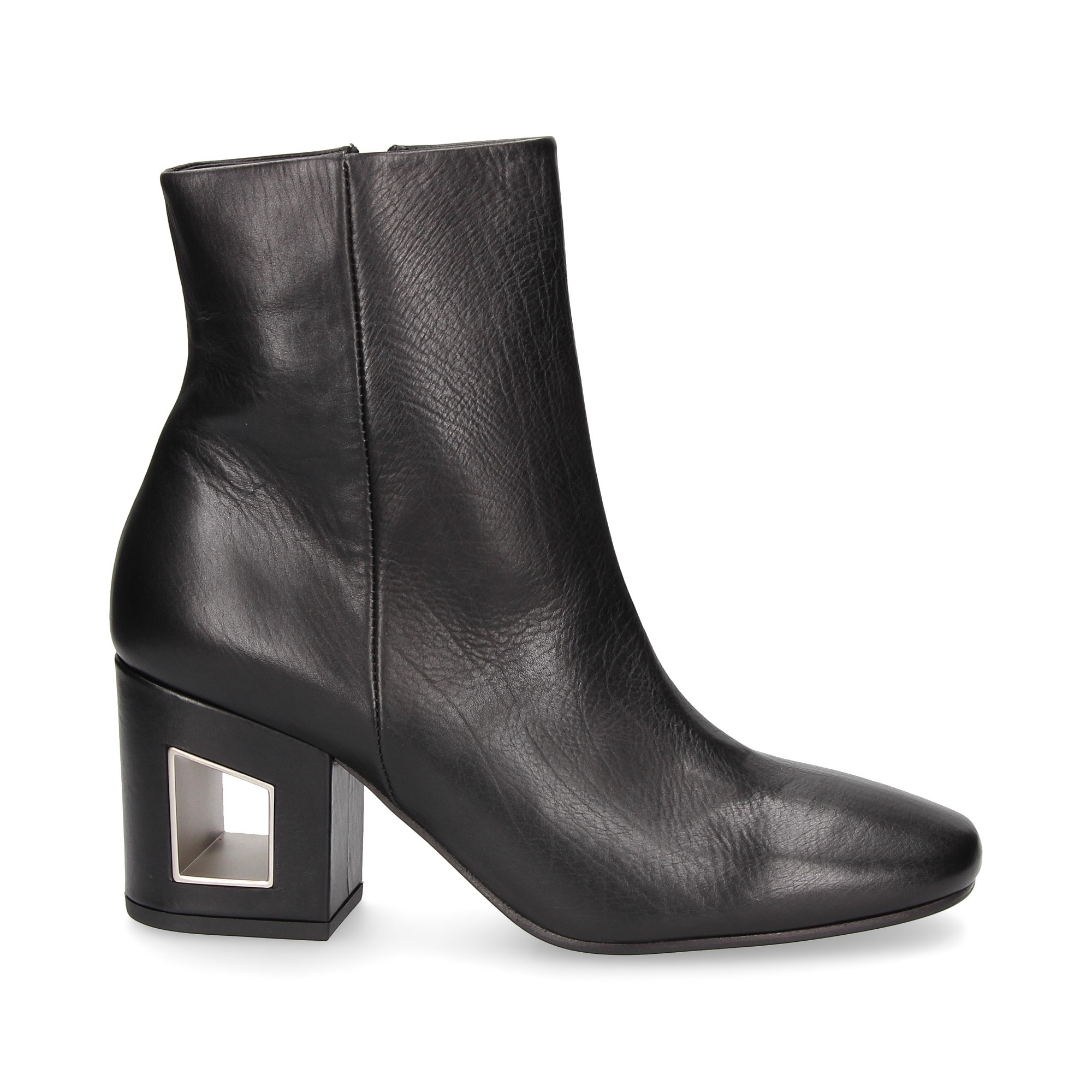 botin-tacon-hueco-piel-negro