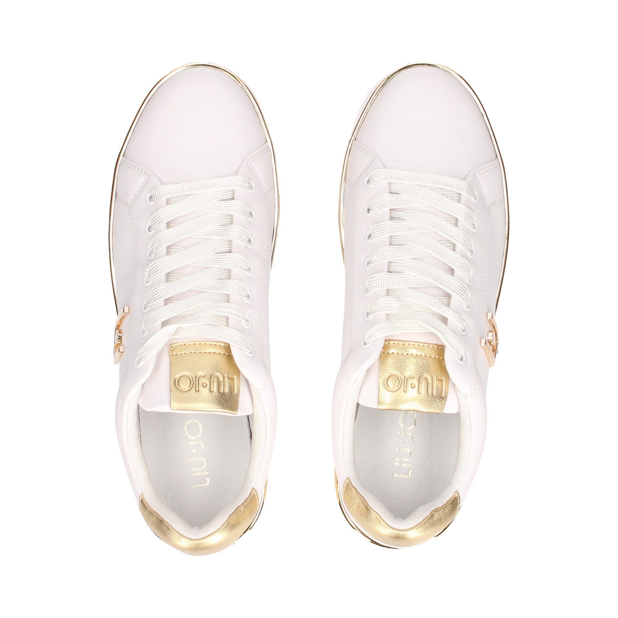 sporty-live-gold-weisse-haut