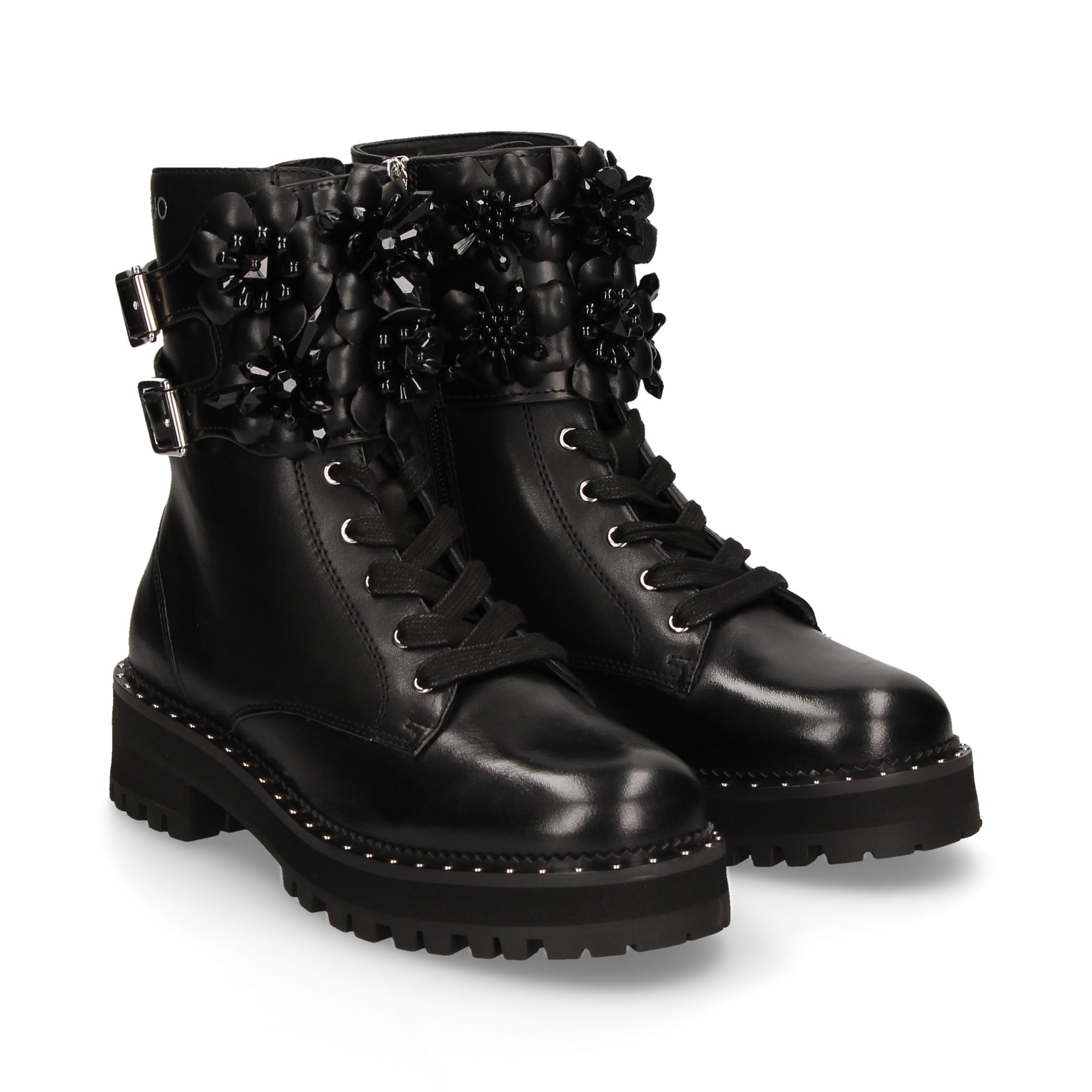 botin-cordon-preto-hebillas