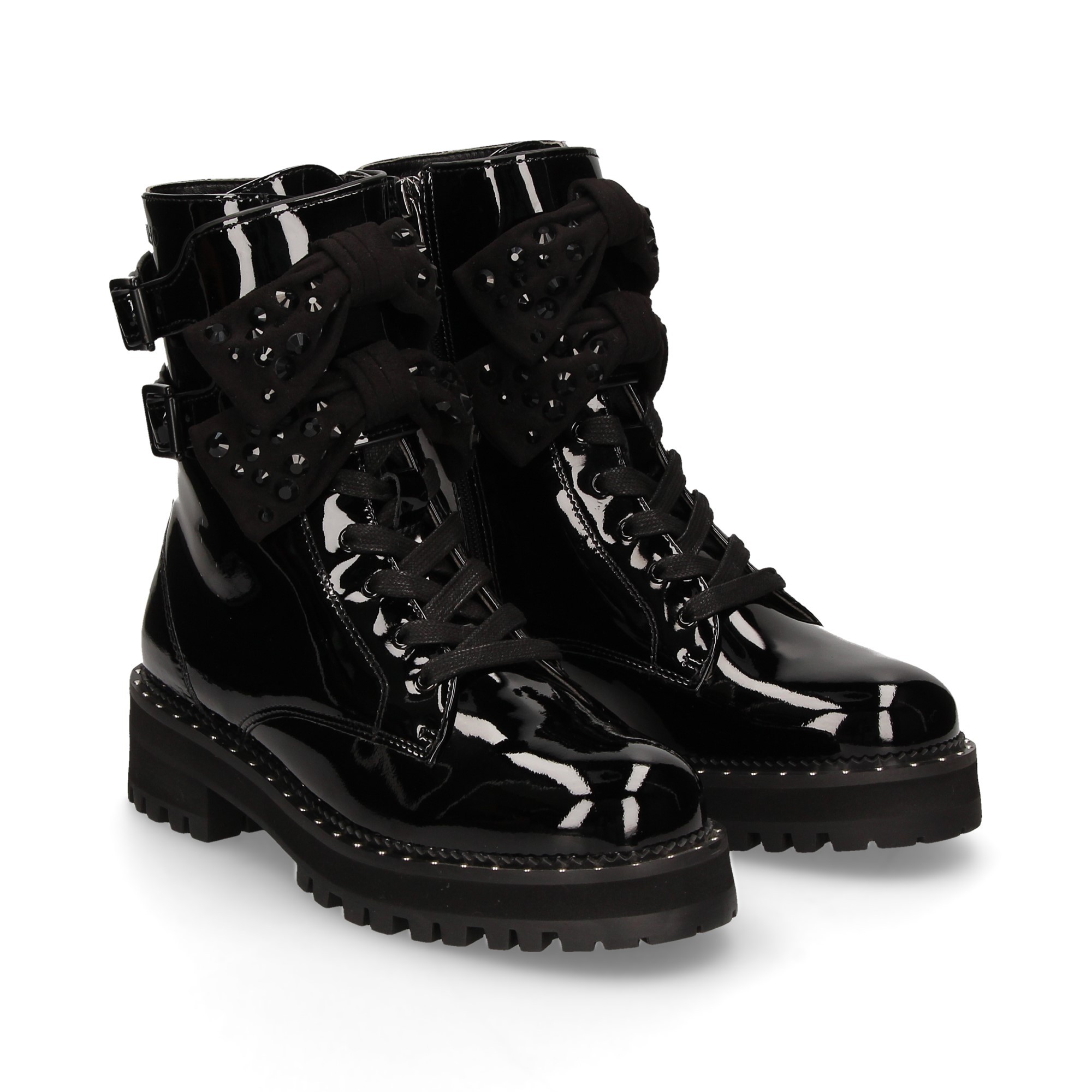 botin-hebillas-charol-negro