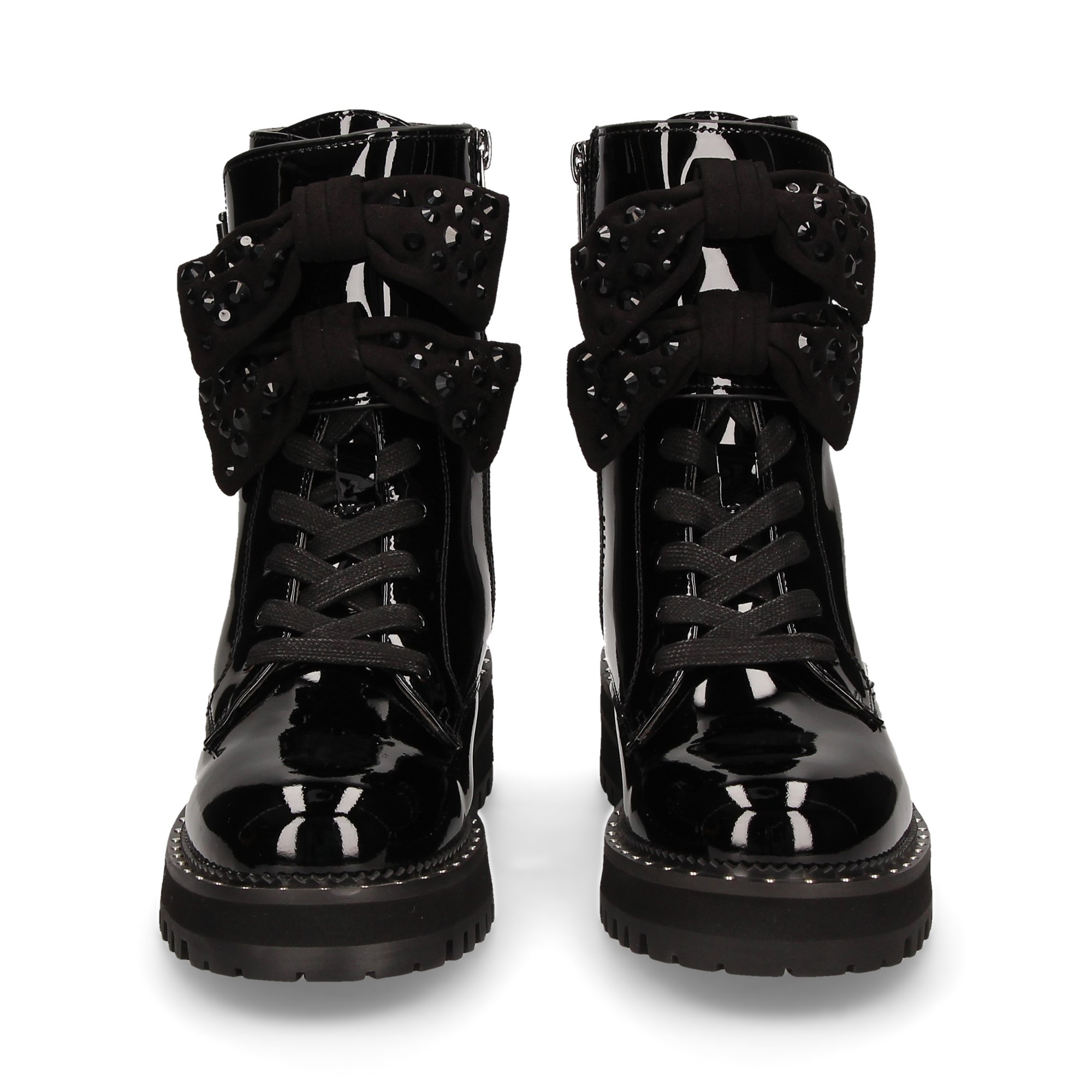 botin-hebillas-charol-negro