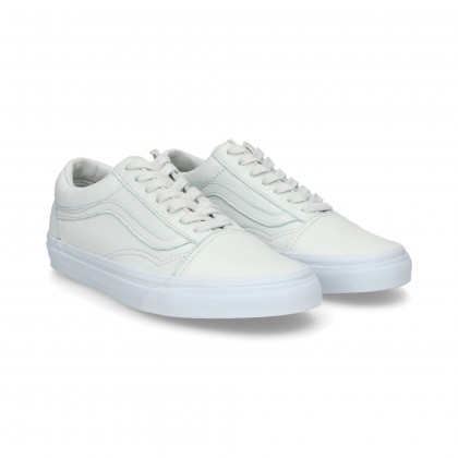SPORTY LIGHT BLUE LEATHER CORD