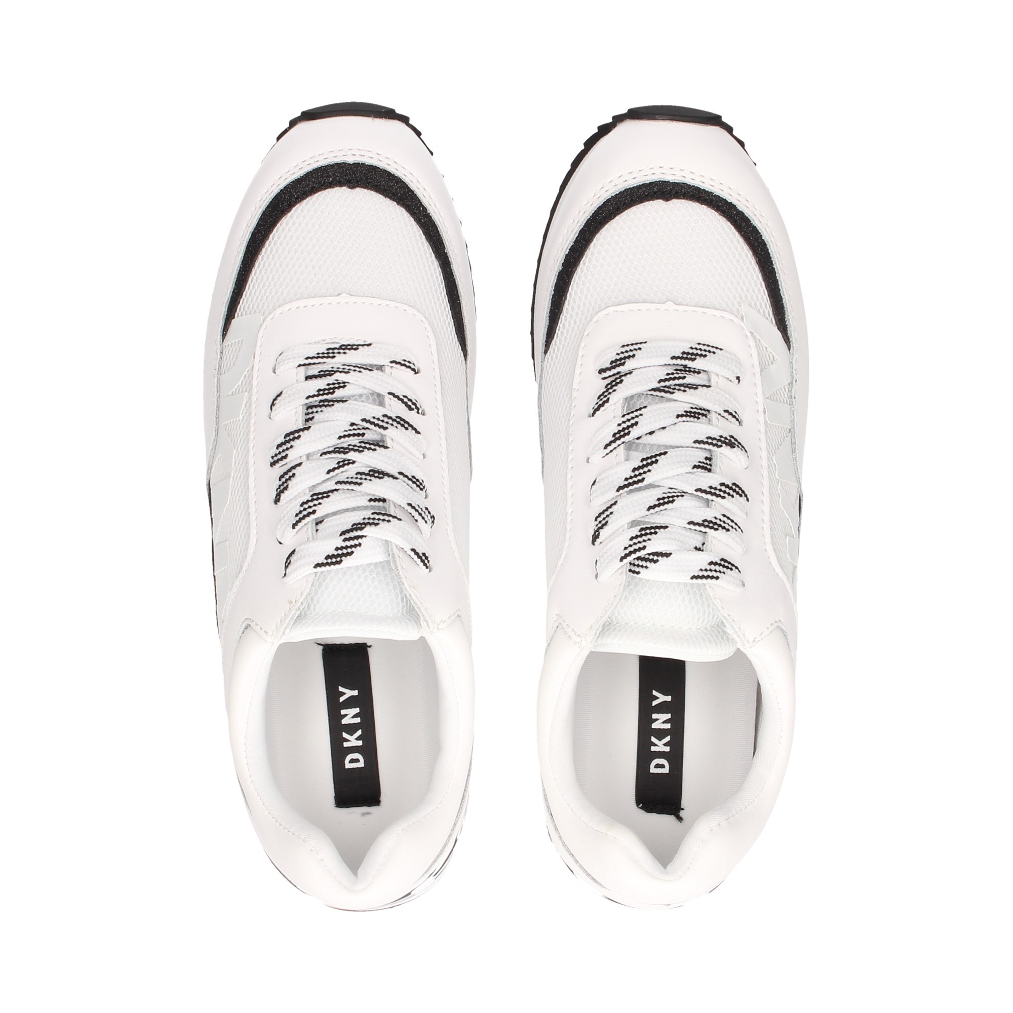 sports-acord-maille-peau-blanche